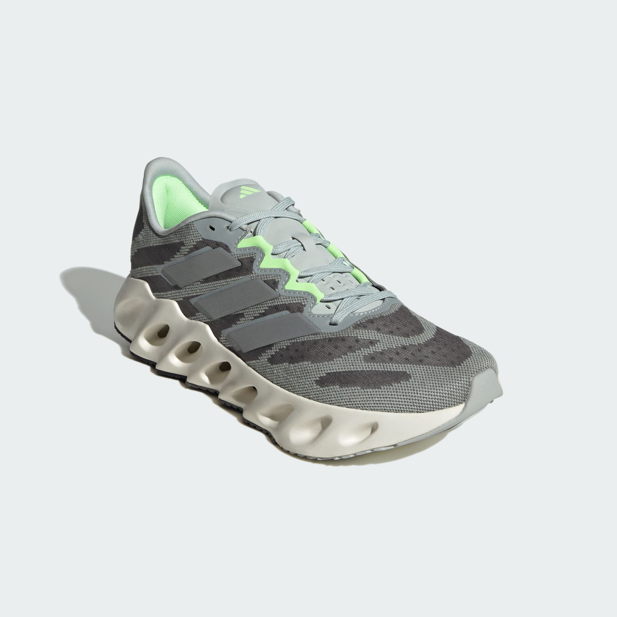 [ID2635] MENS ADIDAS SWITCH FWD