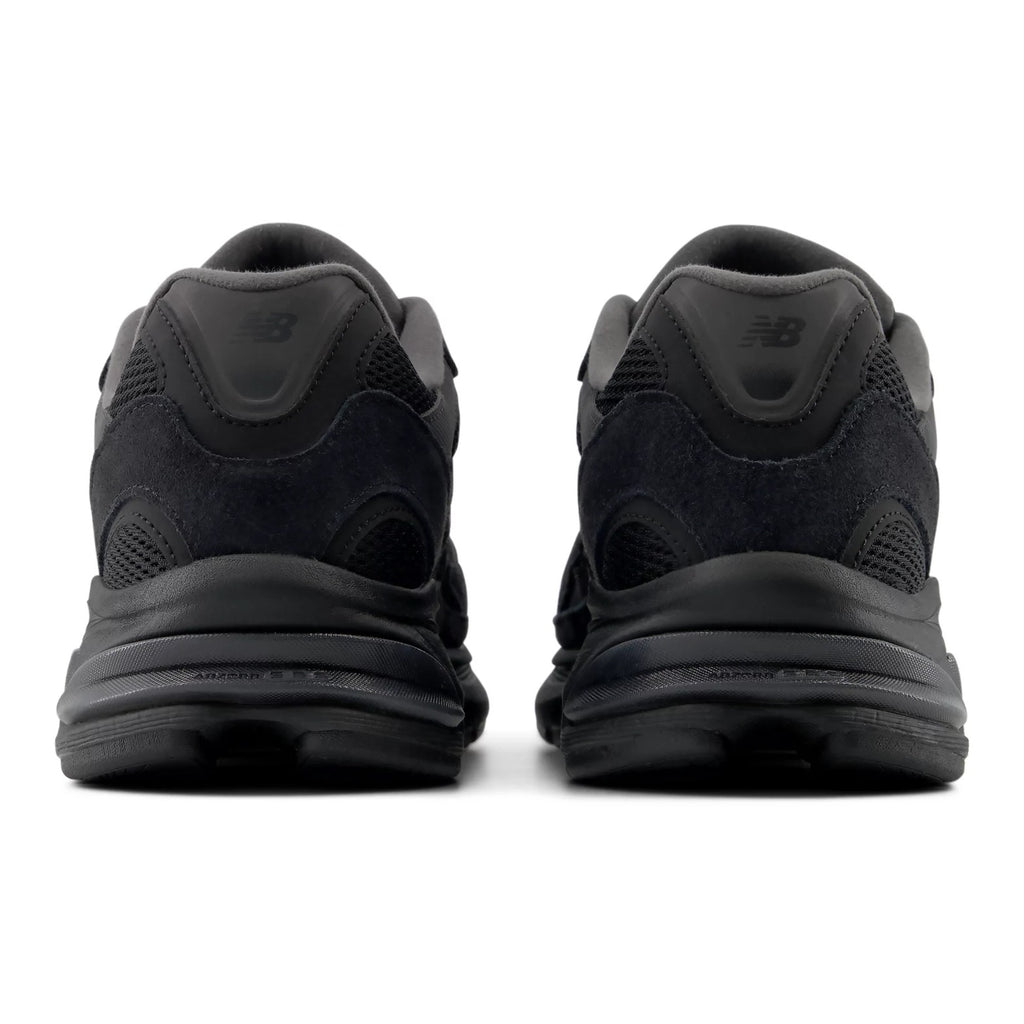 [U20107B1] MENS NEW BALANCE 2010 'TRIPLE BLACK' - 6