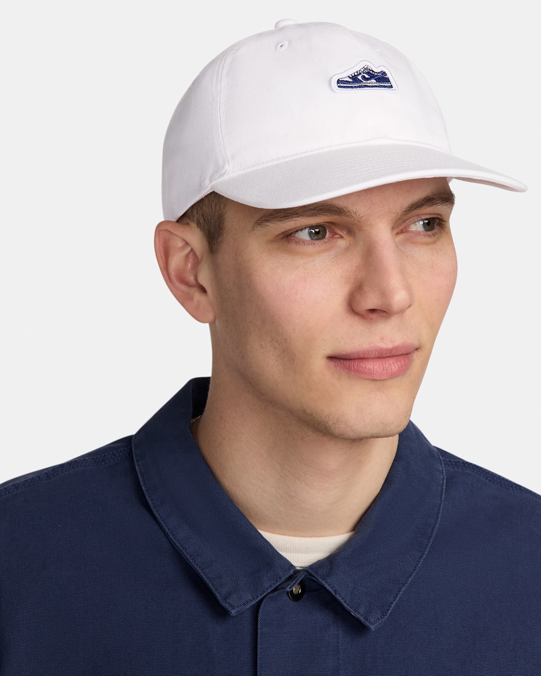 [FN4404-100] UNISEX NIKE CLUB UNSTRUCTURED "DUNK LOW" CAP