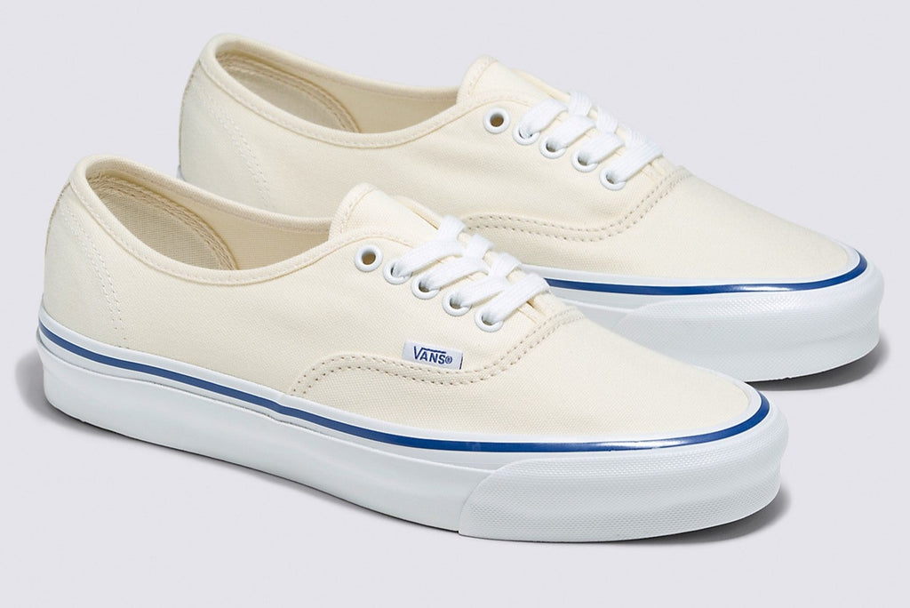 [VN0A4BV90RD] Mens Vans OG AUTHENTIC LX 'CLASSIC WHITE'