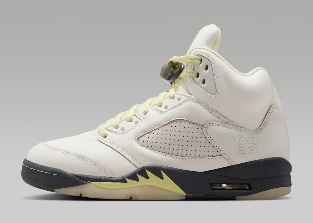 [IM7592-130] WOMENS AIR JORDAN RETRO 5 'LUMINOUS GREEN'