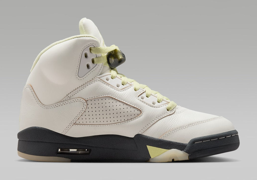 [IM7592-130] WOMENS AIR JORDAN RETRO 5 'LUMINOUS GREEN'