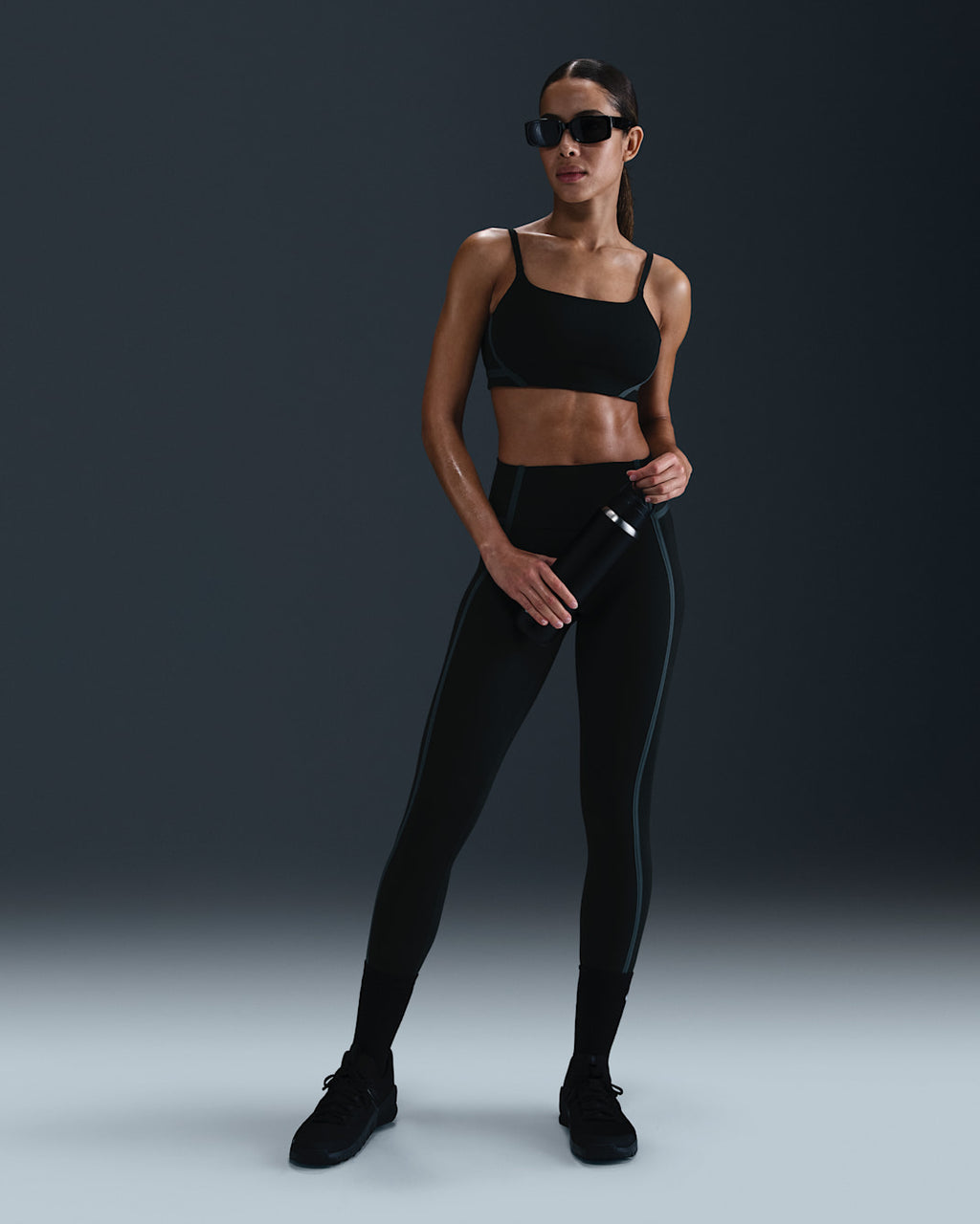 [HF5366-010] WOMENS NIKE SPORTS BRA ONE CONVERTIBLE LIGHTLY LINED LIGHT SUPPORT
