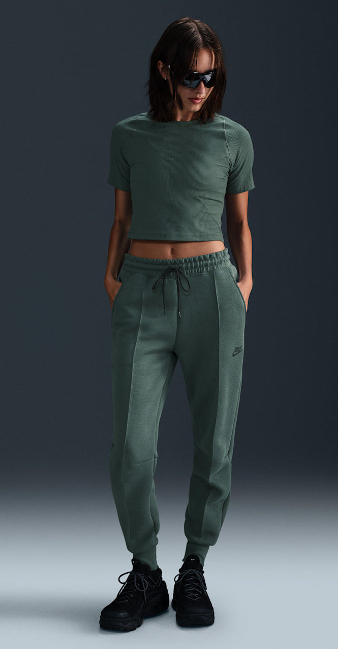 [FB8330-338] WOMENS NIKE SPORTSWEAR TECH FLEECE