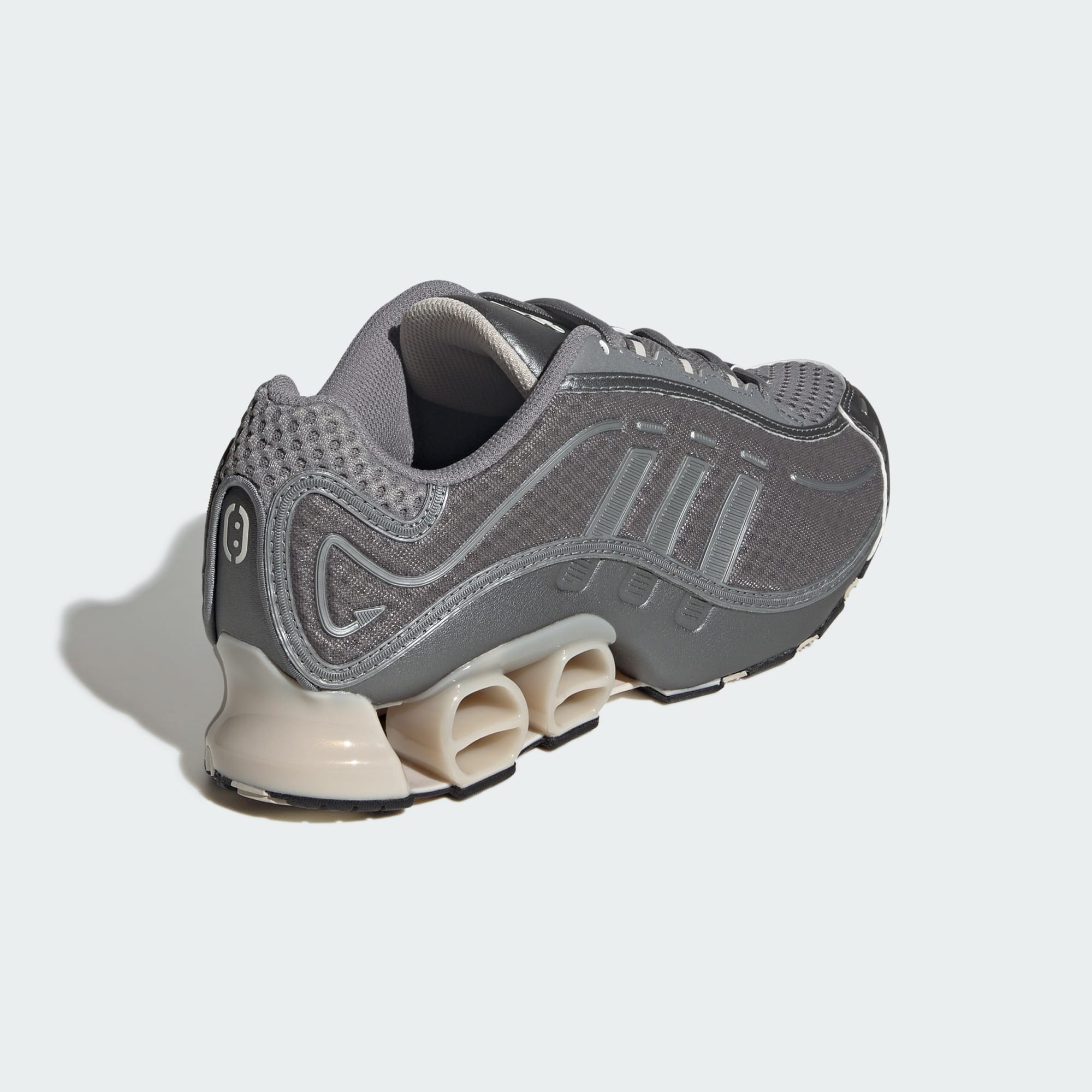 [JP8120] WOMENS ADIDAS MEGARIDE O1