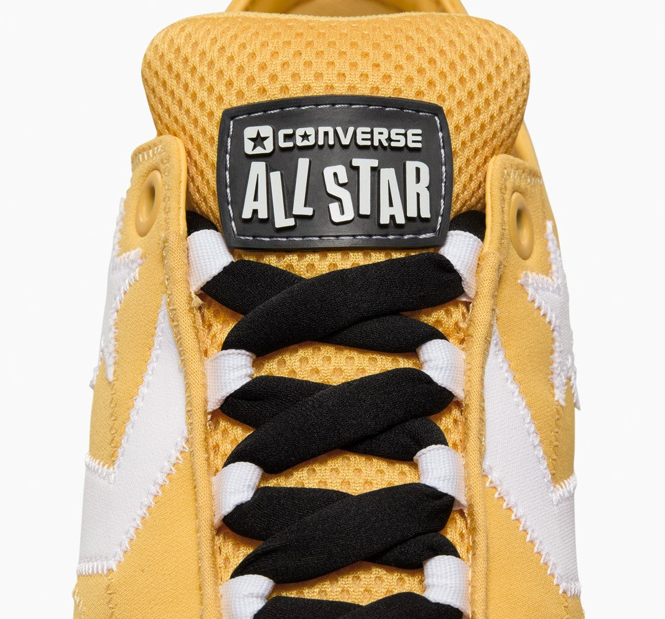 [A11484C] MENS CONVERSE STAR PLAYER 76 LOW 'PUFF - BANANAS'