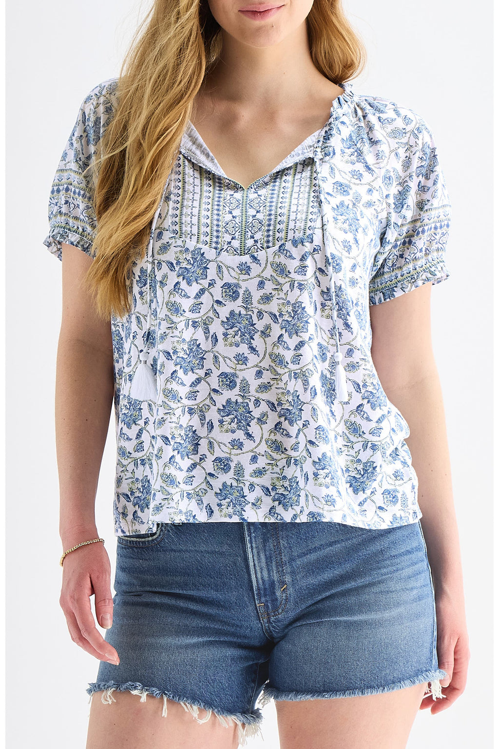 [159549-460] WOMENS LUCKY BRAND SHORT SLEEVE NOTCH NECK - BLUE MULTI