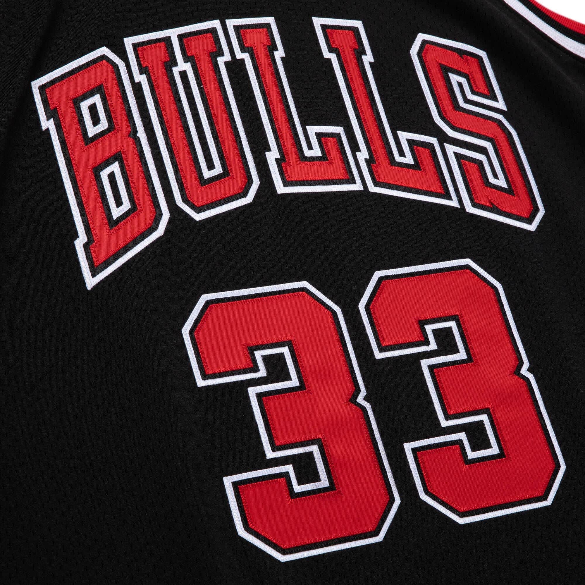 MENS MITCHELL & NESS AUTHENTIC ALTERNATE JERSEY BULLS 1997 SCOTTIE PIPPEN