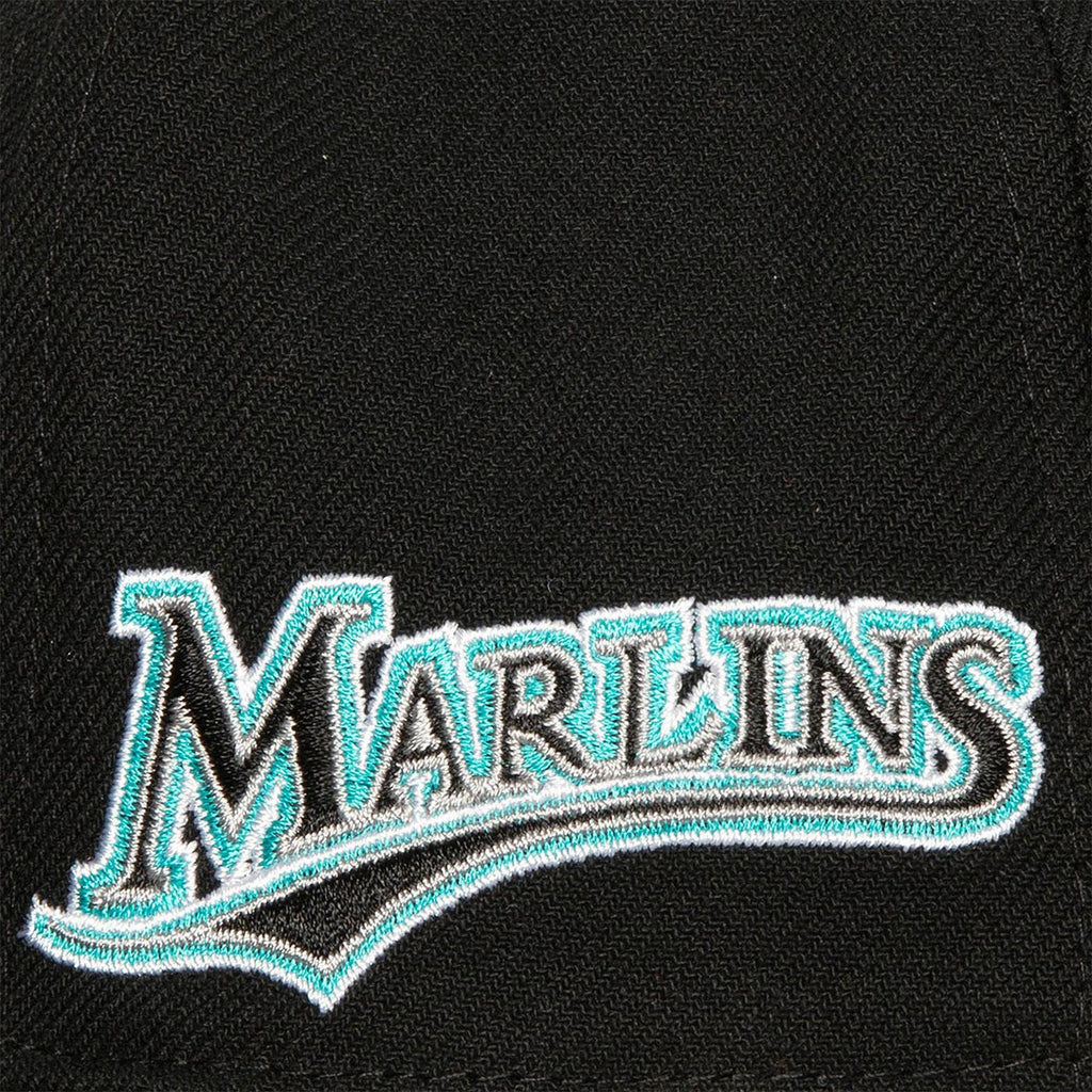 MENS MITCHELL & NESS MLB EVERGREEN FITTED COOP MARLINS - BLACK