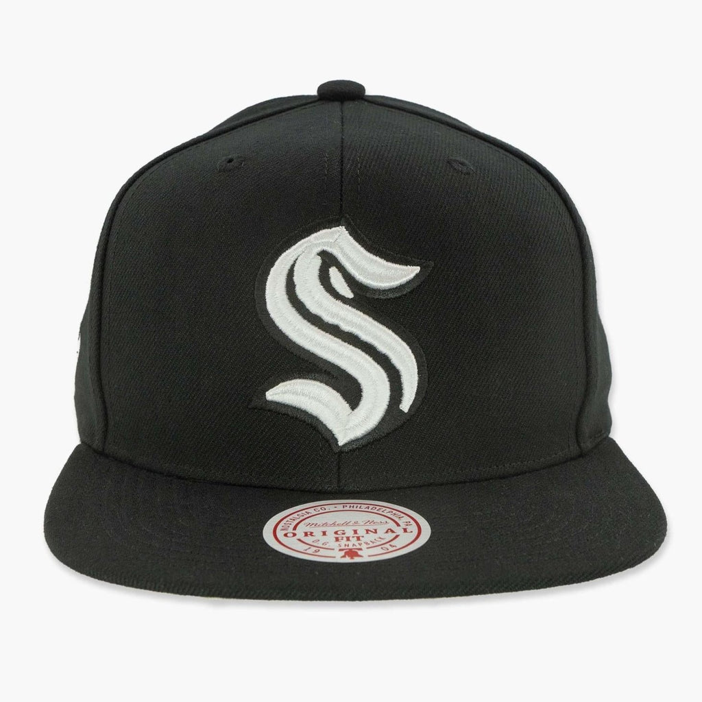 Mens Mitchell & Ness NHL EVERGREEN BLACK WHITE SNAPBACK KRAKEN