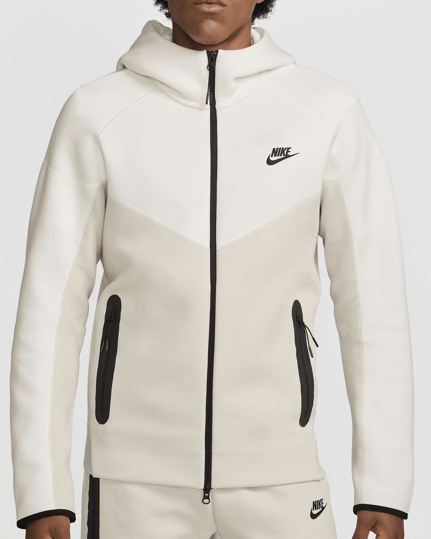 [FB7921-104] MENS NIKE FULL-ZIP SPORTSWEAR TECH FLEECE HOODIE