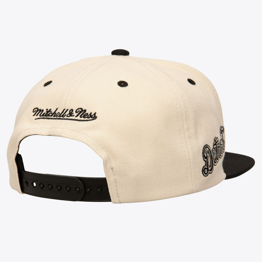 [HS9558-DTIOFWH] MENS MITCHELL & NESS MLB EVERGREEN CREAM BLACK SNAPBACK TIGERS