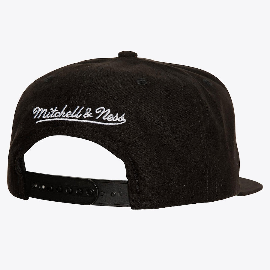 MENS MITCHELL & NESS NHL SWEET SUEDE SNAPBACK VNTG KINGS
