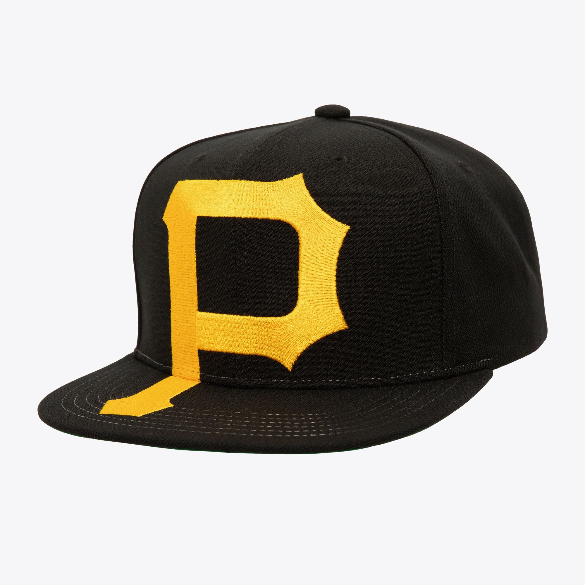 [HS9756-PPIBLCK] MENS MITCHELL & NESS MLB XL LOGO SNAPBACK PIRATES