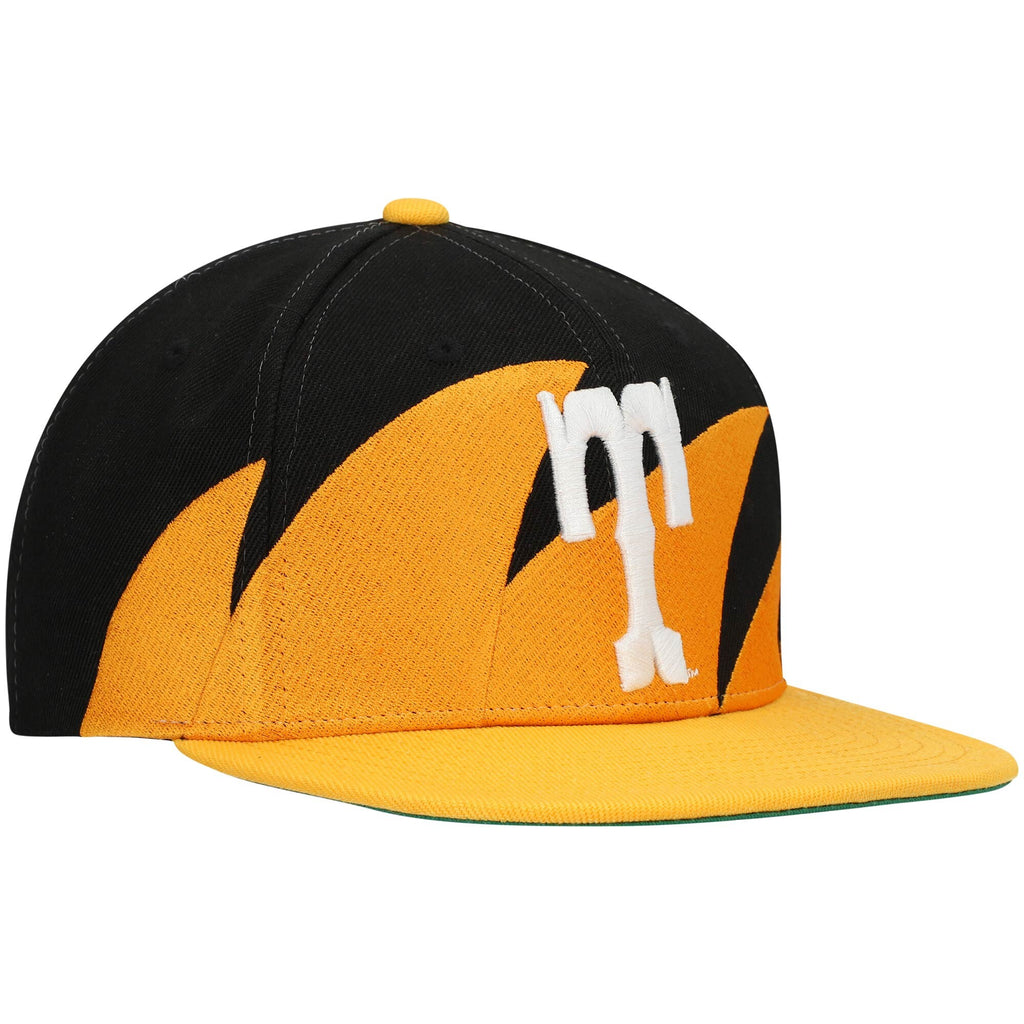 Mens Mitchell & Ness NCAA SHARKTOOTH SNAPBACK TENNESSEE