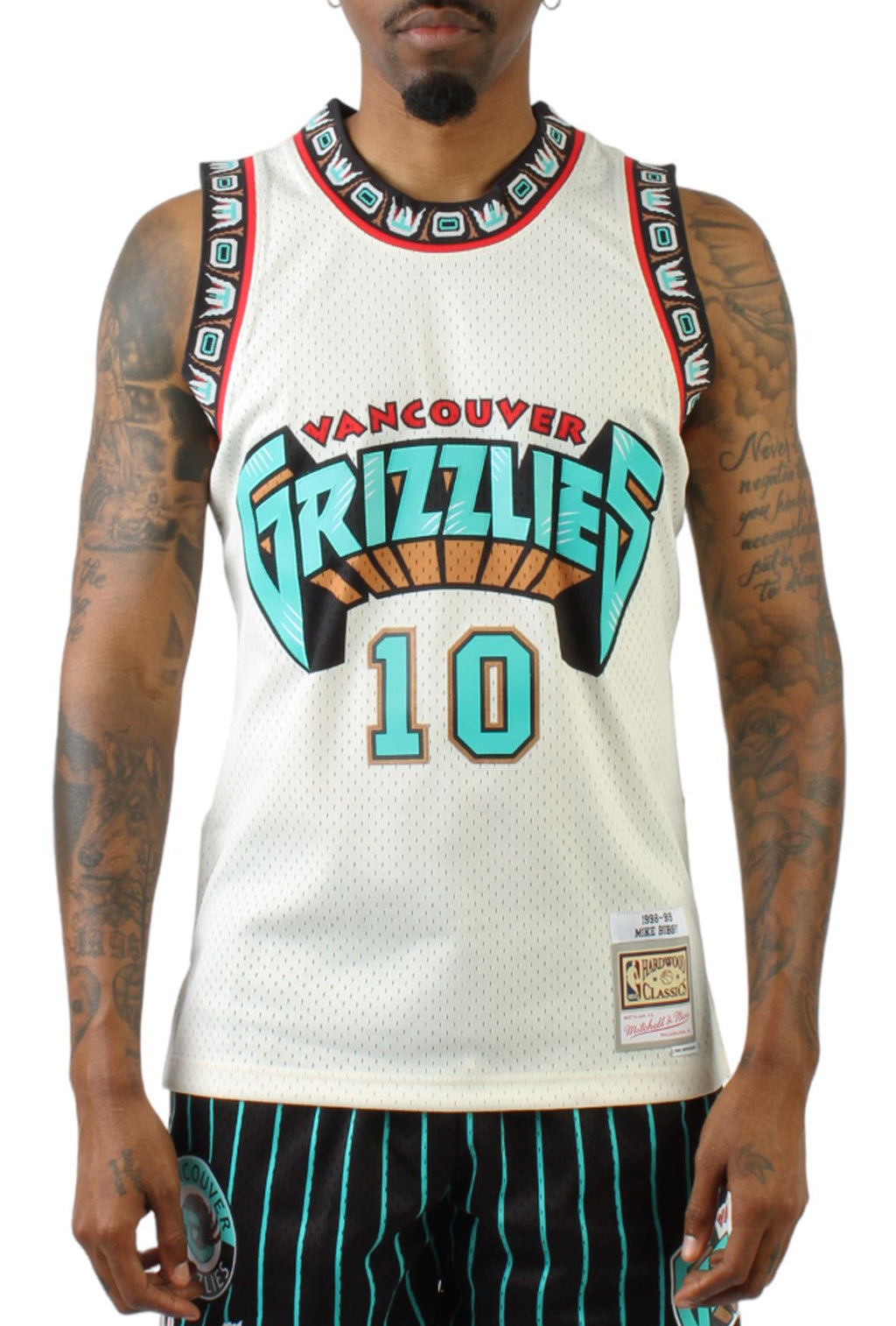 MENS MITCHELL & NESS CREAM TEAM COLOR SWINGMAN JERSEY GRIZZLIES 1998 MIKE BIBBY