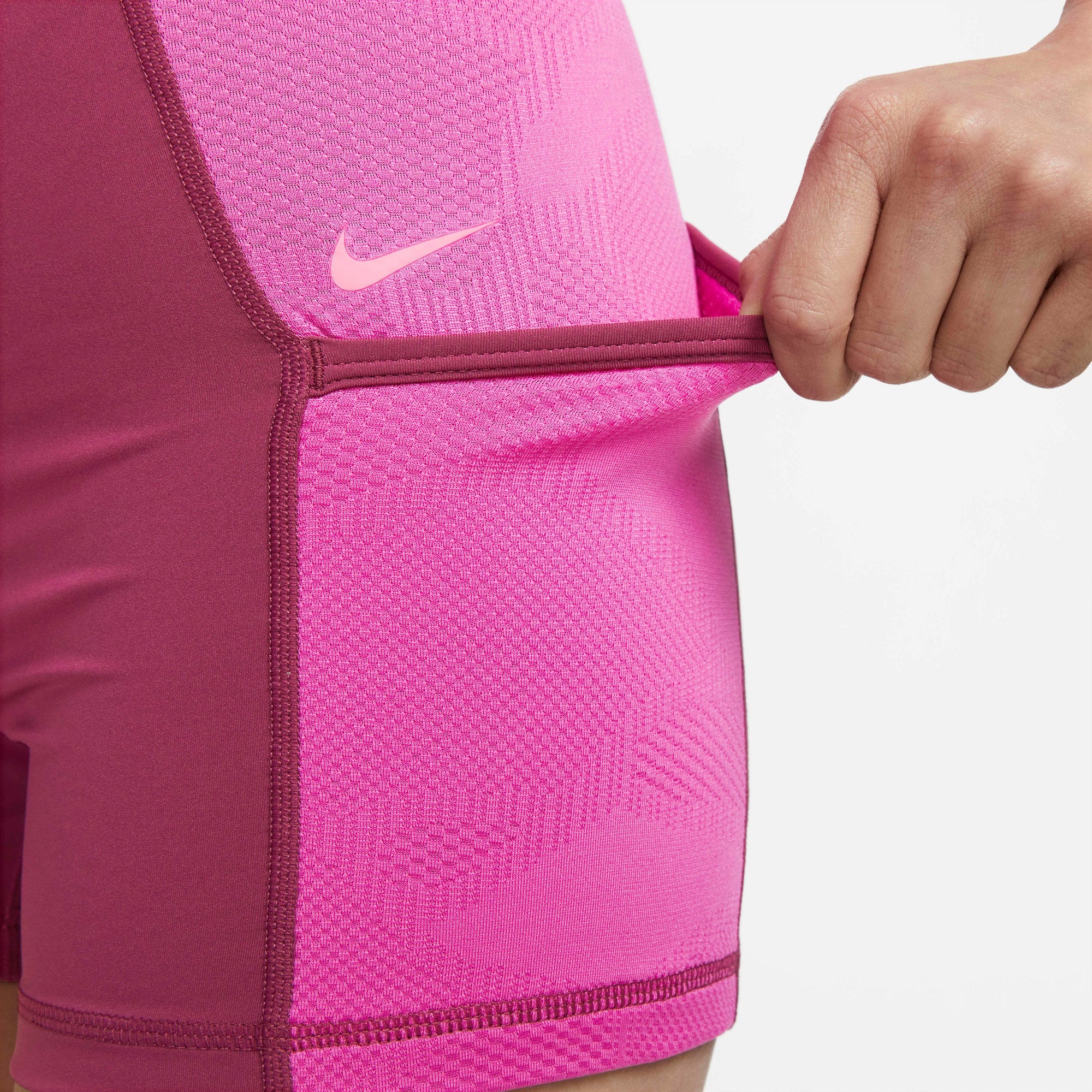 [DX0059-653] WOMENS NIKE PRO HIGH-WAISTED 3" TRAINING SHORTS WITH POCKETS