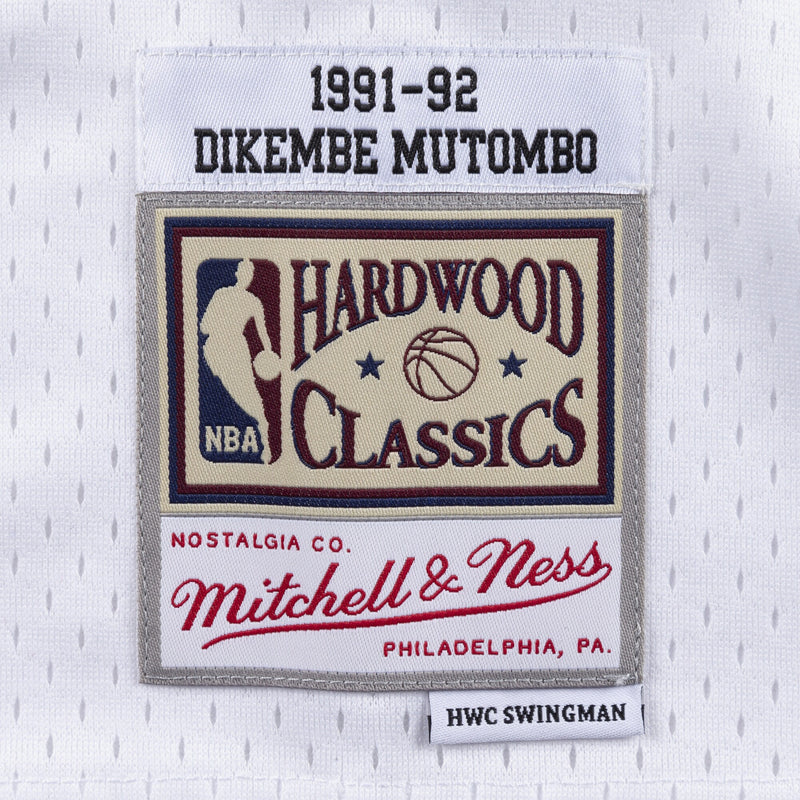 MENS MITCHELL & NESS CREAM SWINGMAN JERSEY NUGGETS 1991 DIKEMBE MUTOMBO
