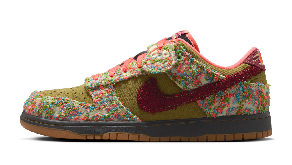 [IB2263-300] MENS NIKE DUNK LOW 'PANDA-MONIUM GREEN CURRY MULTI-COLOR'