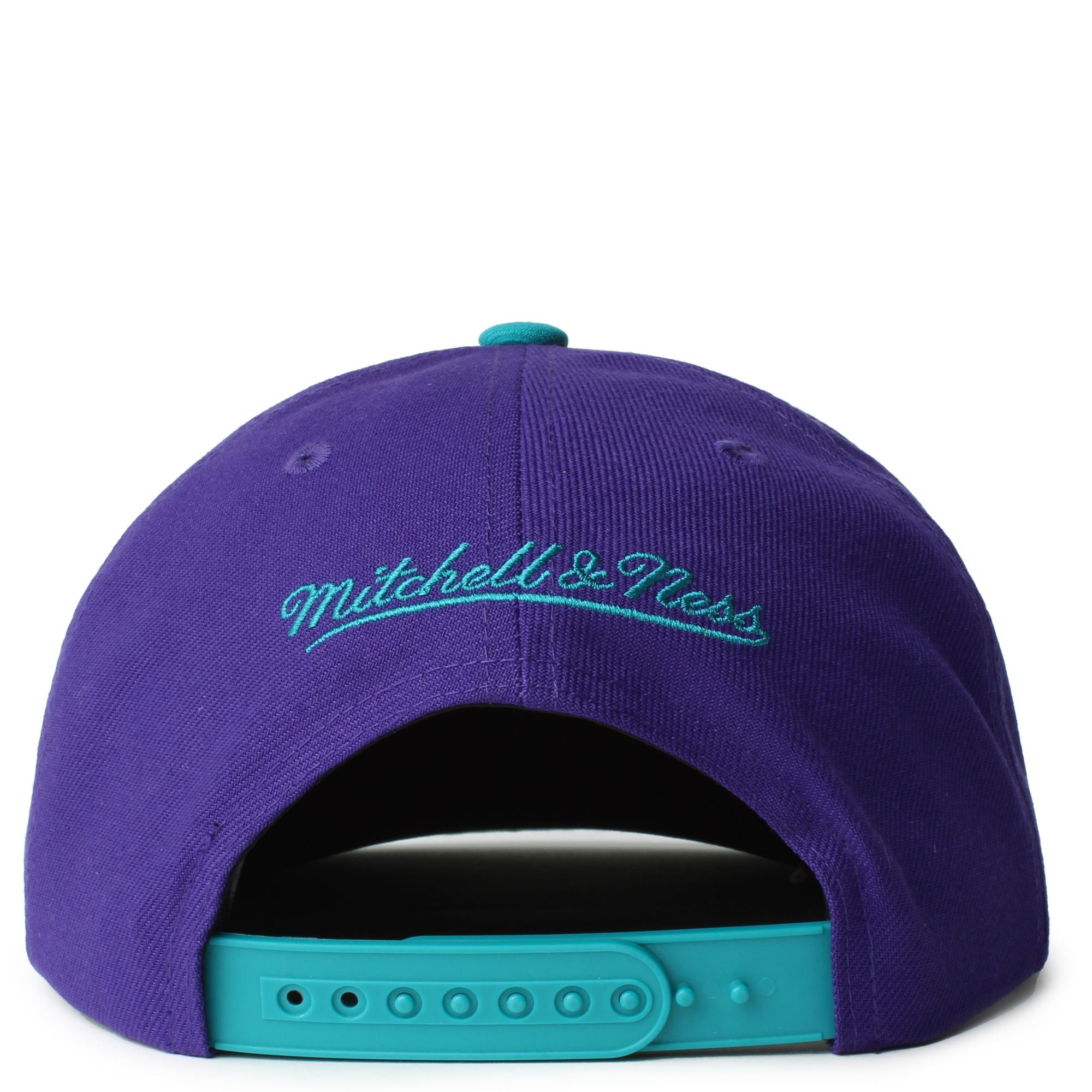 MENS MITCHELL & NESS NBA CROOKED PATH SNAPBACK HWC HORNETS - PURPLE