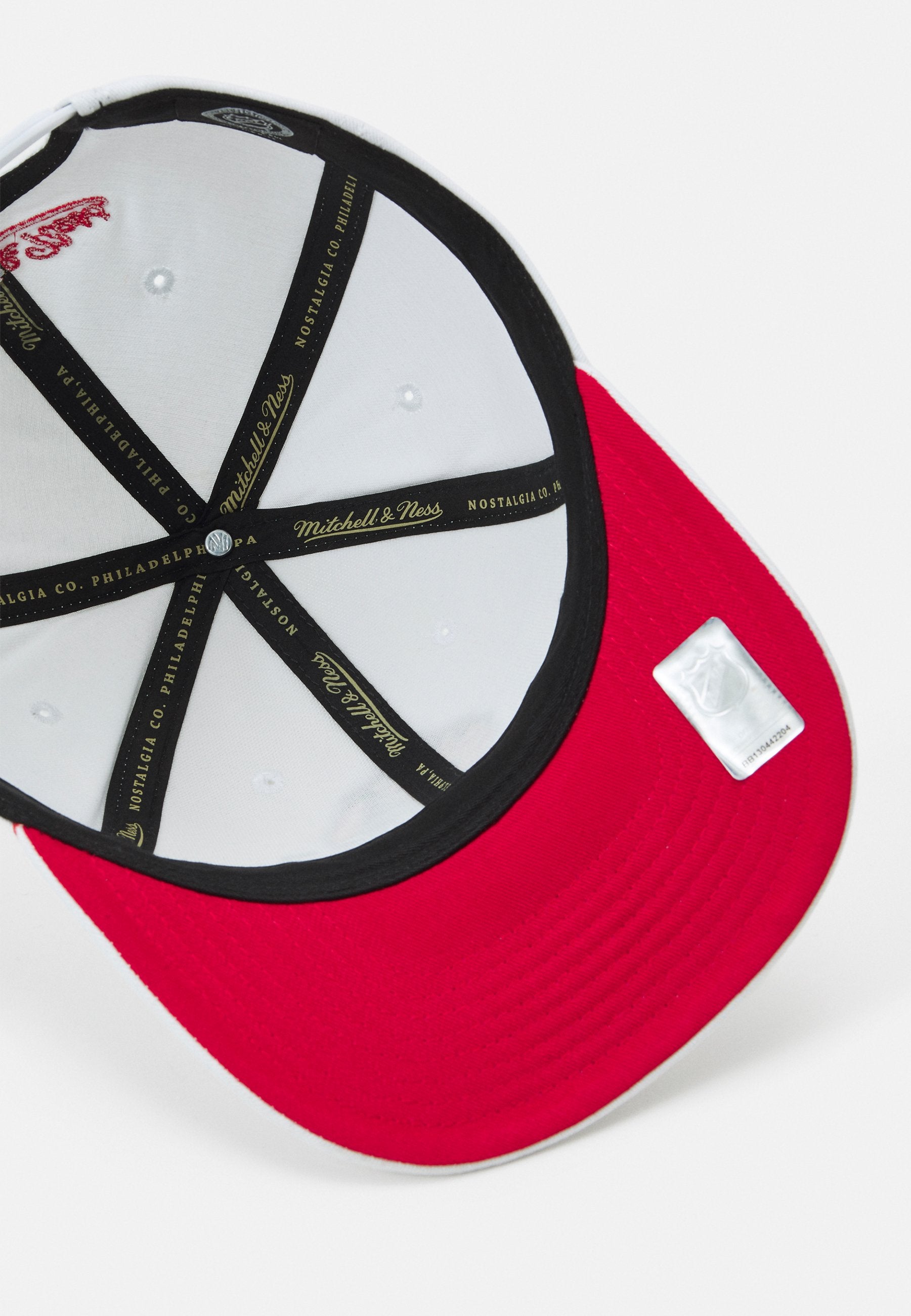 MENS MITCHELL & NESS NHL ALL IN PRO SNAPBACK BLACKHAWKS - WHITE