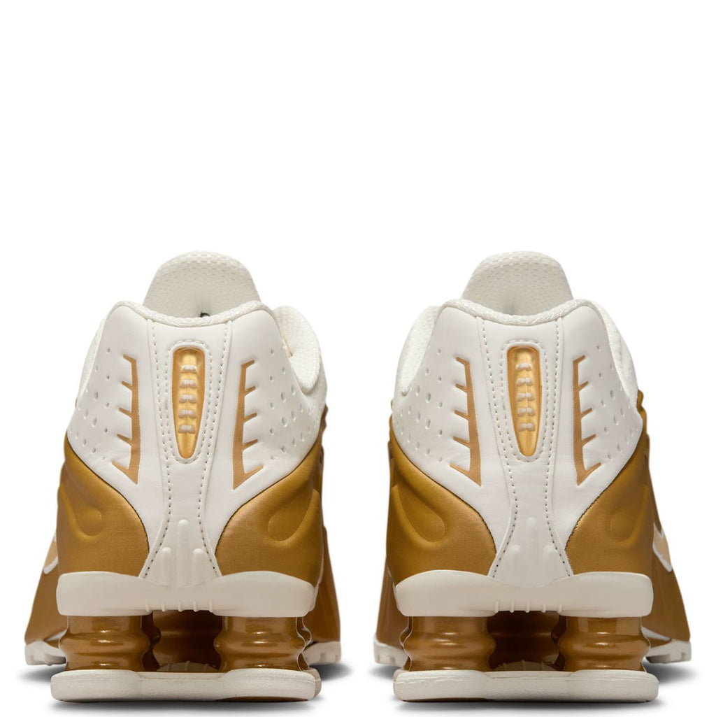 [AR3565-010] WOMENS NIKE SHOX R4 'METALLIC GOLD'