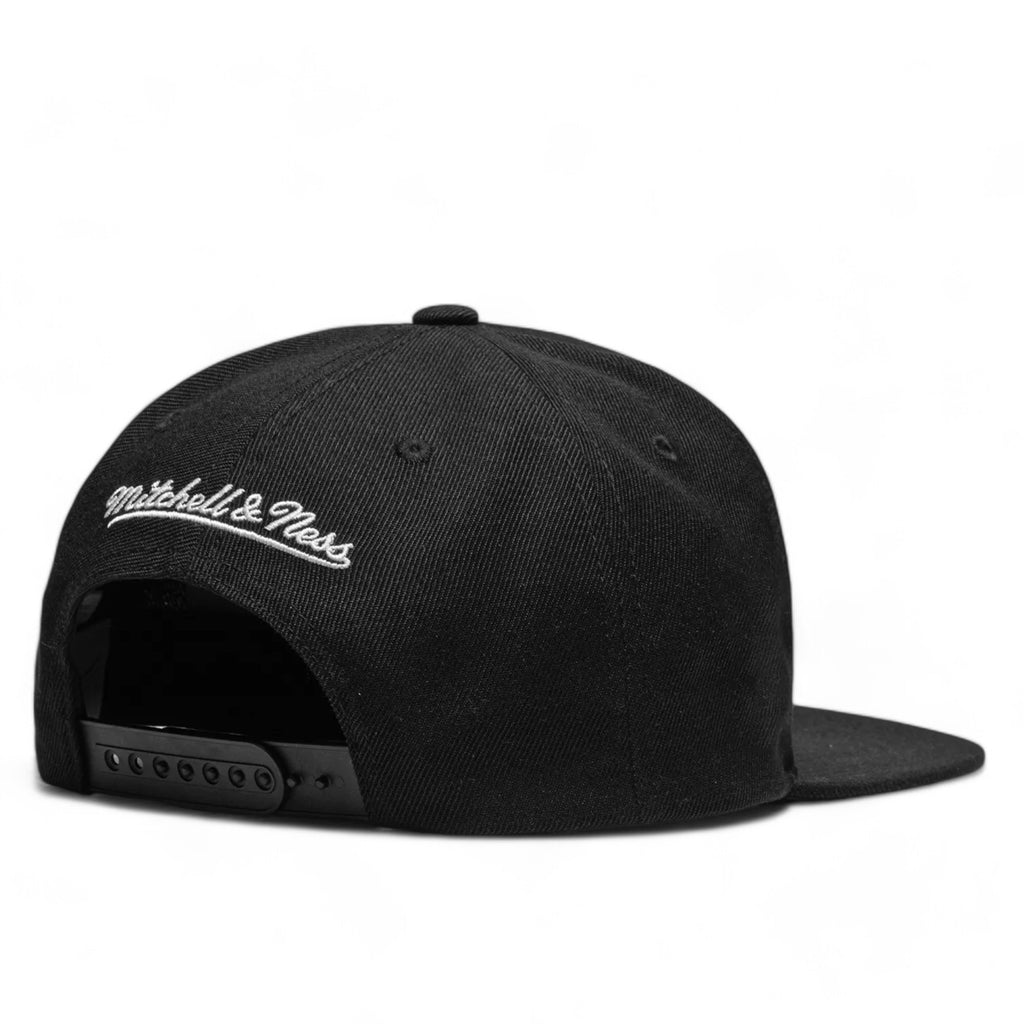 MENS MITCHELL & NESS NBA PISTONS B2B SNAPBACK HWC PISTONS - BLACK