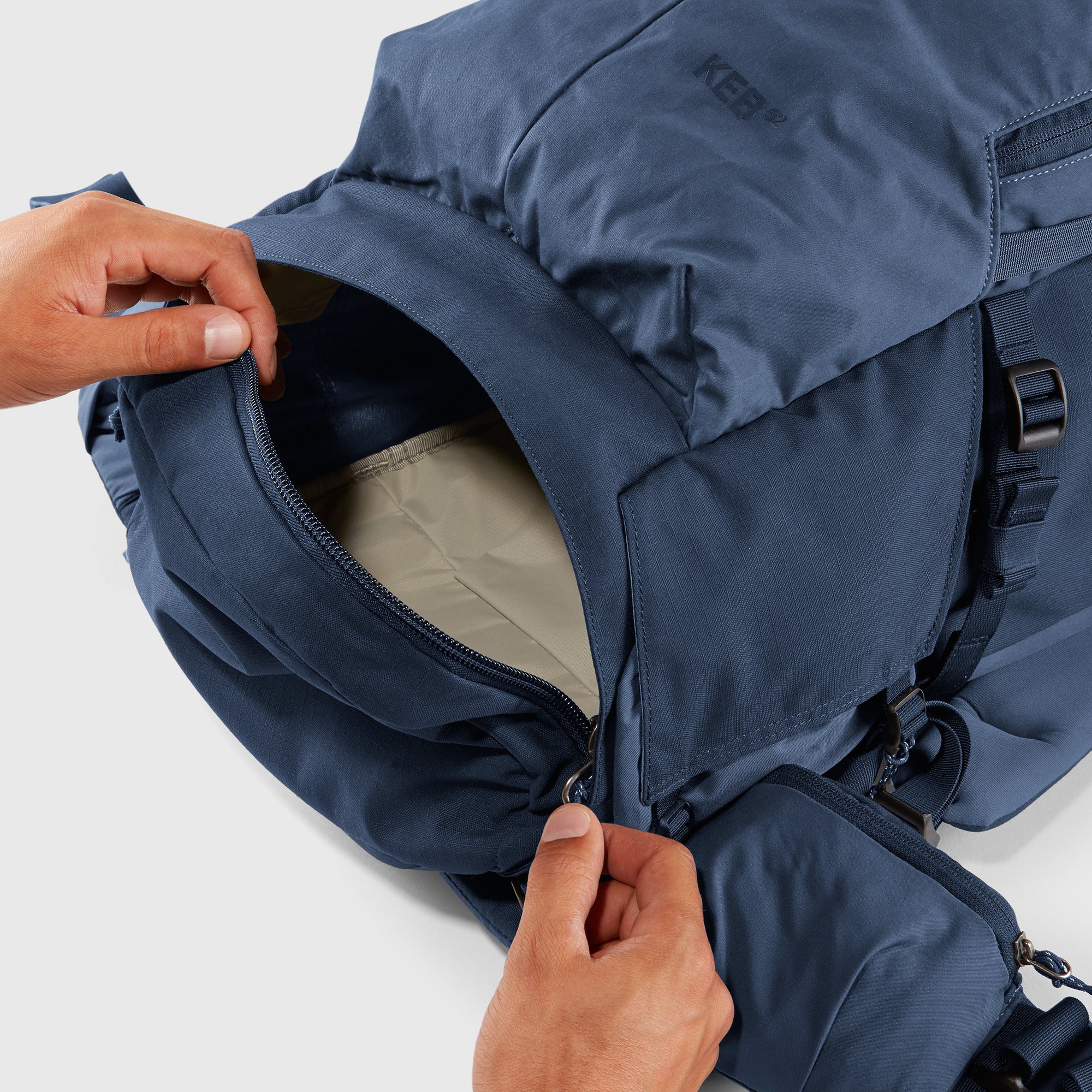 [27342-638] UNISEX FJALLRAVEN KEB 52 BACKPACK