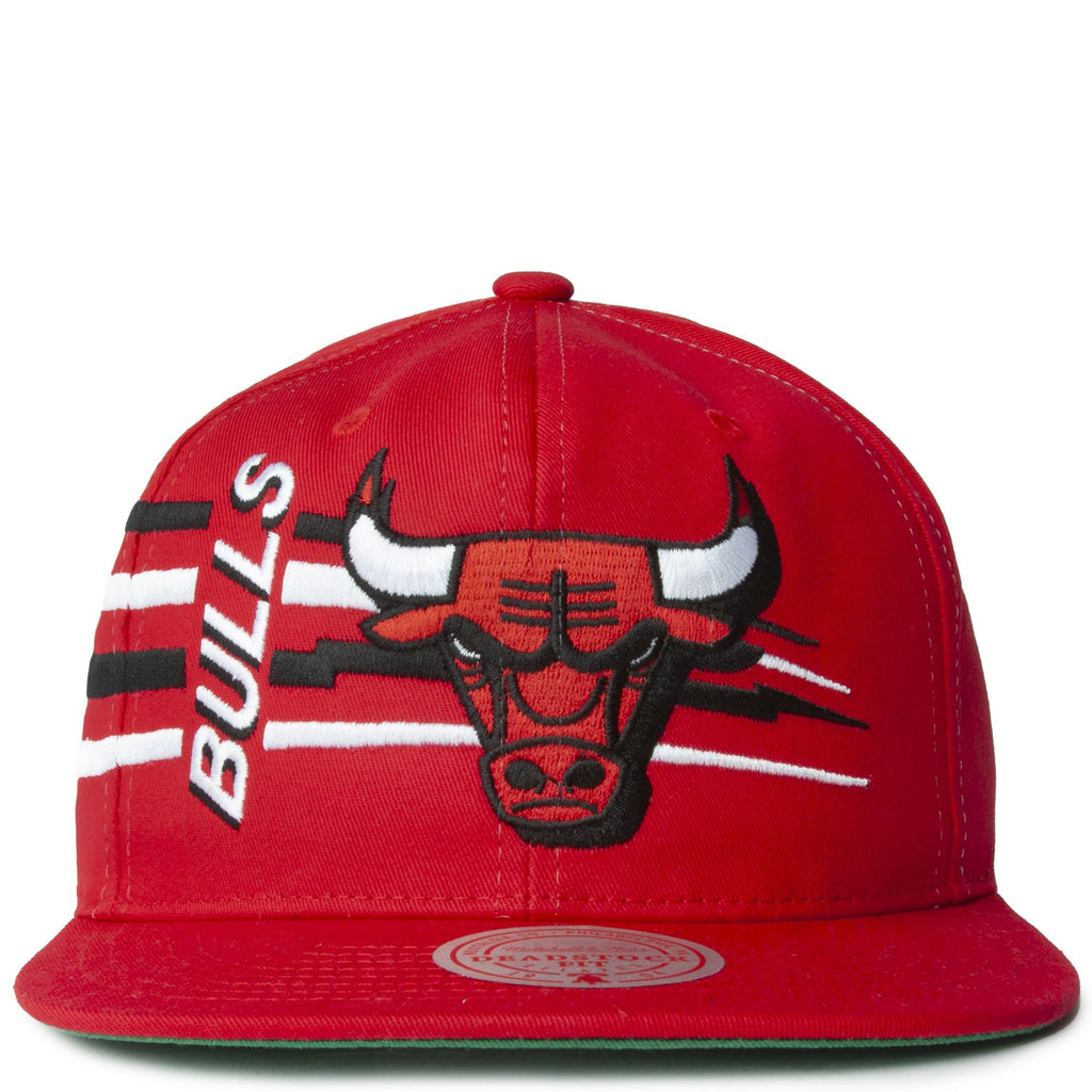 MENS MITCHELL & NESS NBA RETRO BOLT DEADSTOCK SNAPBACK BULLS - RED