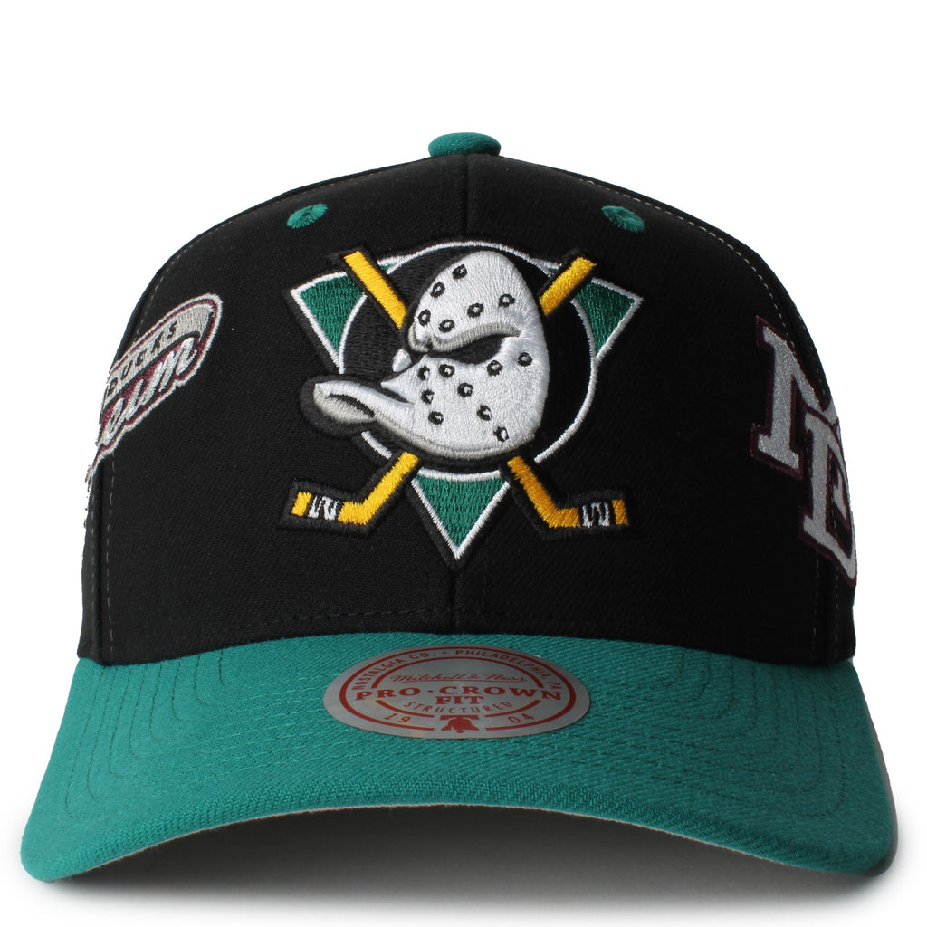 MENS MITCHELL & NESS NHL OVERBITE PRO SNAPBACK VNTG DUCKS - BLACK