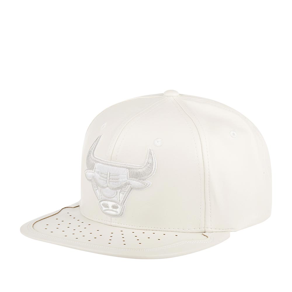 MENS MITCHELL & NESS NBA DAY ONE SNAPBACK BULLS - WHITE