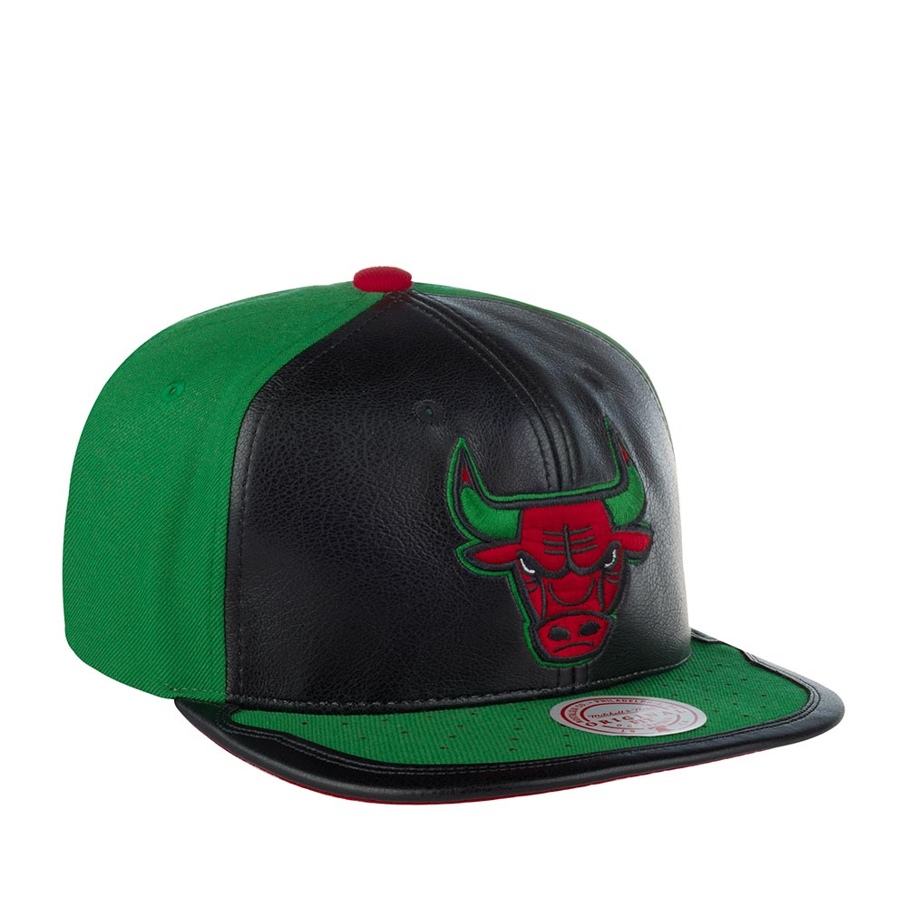 MENS MITCHELL & NESS NBA DAY ONE SNAPBACK BULLS - GREEN-RED