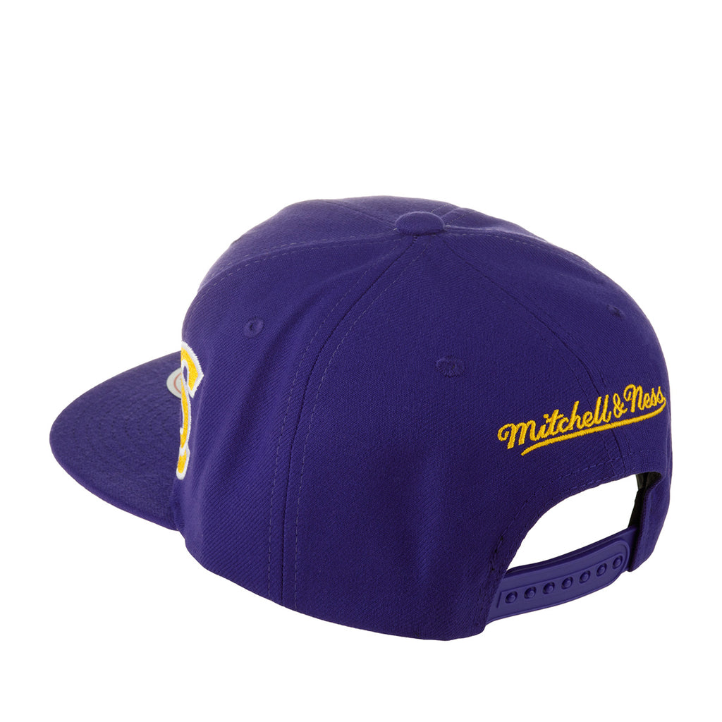 MENS MITCHELL & NESS NBA FULL FRONTAL SNAPBACK LAKERS - PURPLE