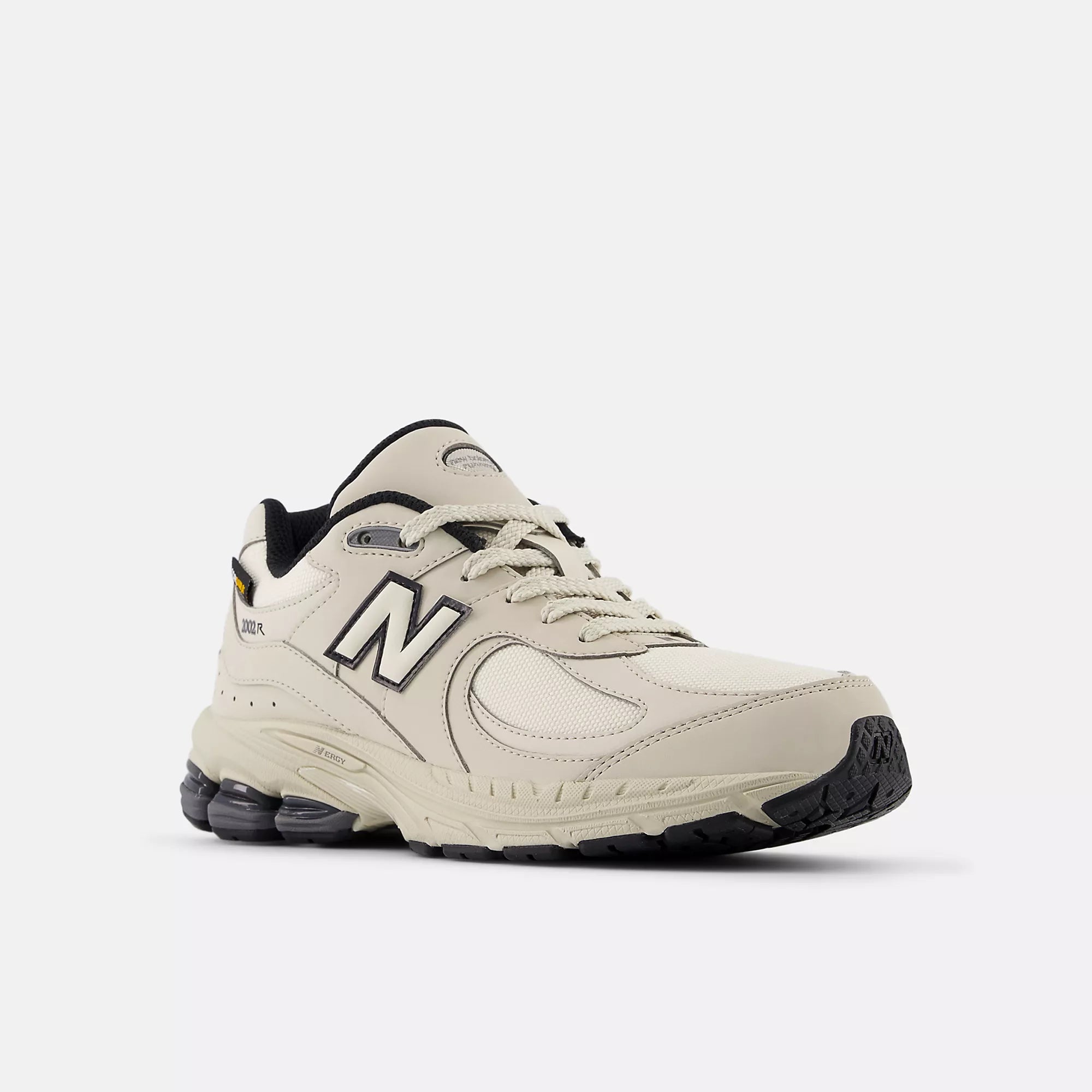 [GC2002PM] GRADE SCHOOL NEW BALANCE 2002R 'TIMBERWOLF/BLACK' (GS)