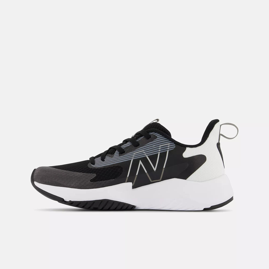 [GKRAVBW2 X-WIDE] GRADE SCHOOL NEW BALANCE RAVE RUN V2 'BLACK WHITE' EXTRA WIDE