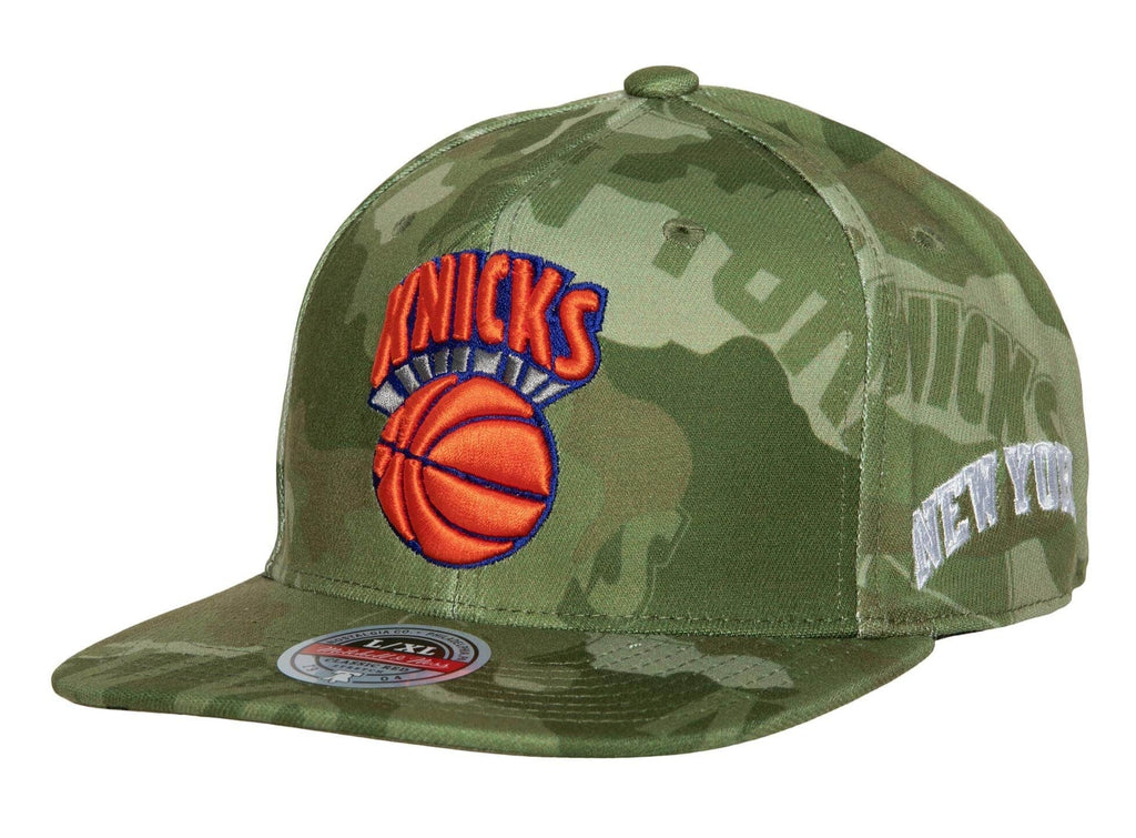 Mens MITCHELL & NESS NBA TONAL CAMO STRETCH FITTED HWC KNICKS