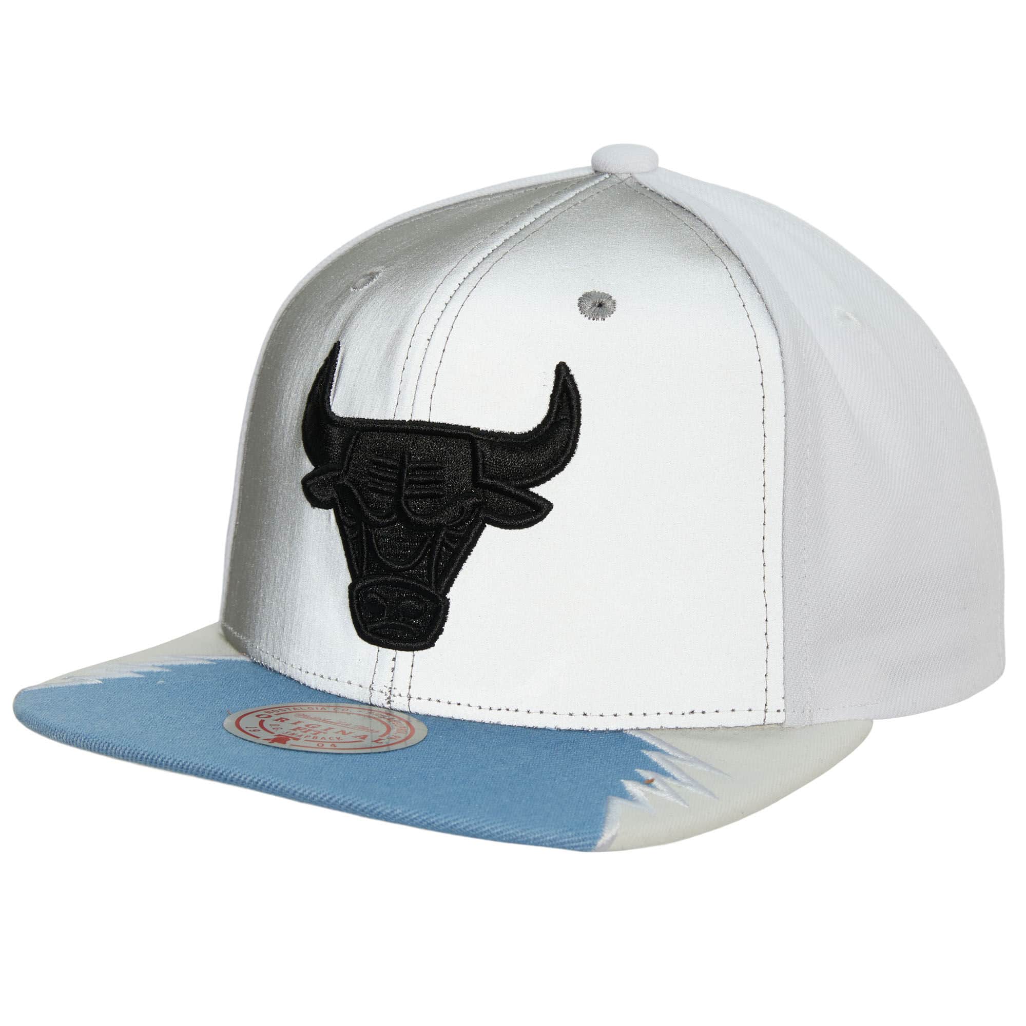 Mens MITCHELL & NESS NBA DAY 5 SNAPBACK BULLS