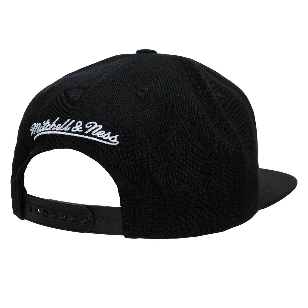 Mens MITCHELL & NESS NBA 2010 NBA CHAMPS SNAPBACK HWC LAKERS