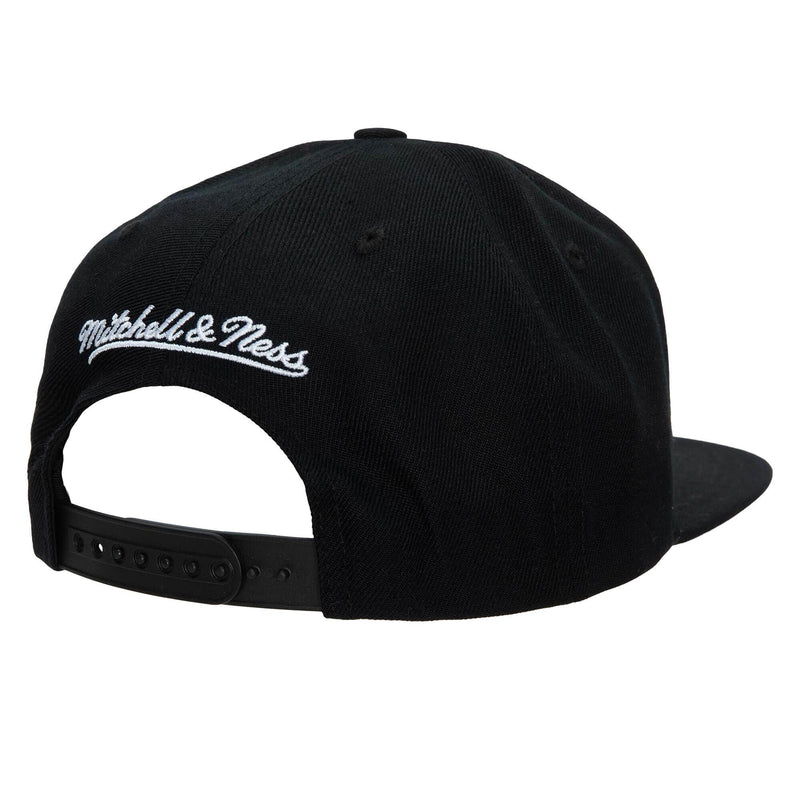 Mens MITCHELL & NESS NBA 2010 NBA CHAMPS SNAPBACK HWC LAKERS
