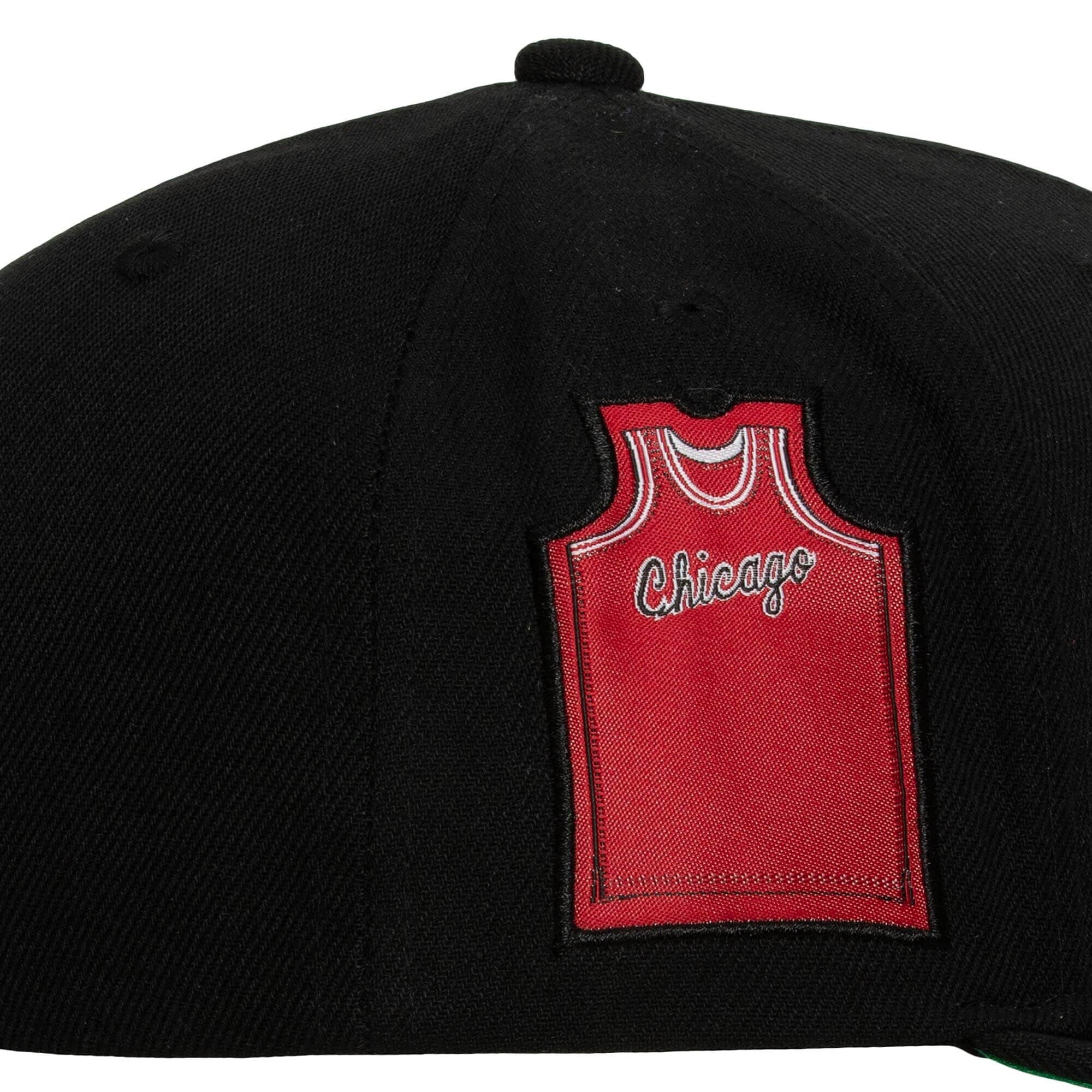 [HHSS4527-CBUYYPPPBLCK] MENS NBA CHICAGO BULLS JERSEY LOVE SNAPBACK