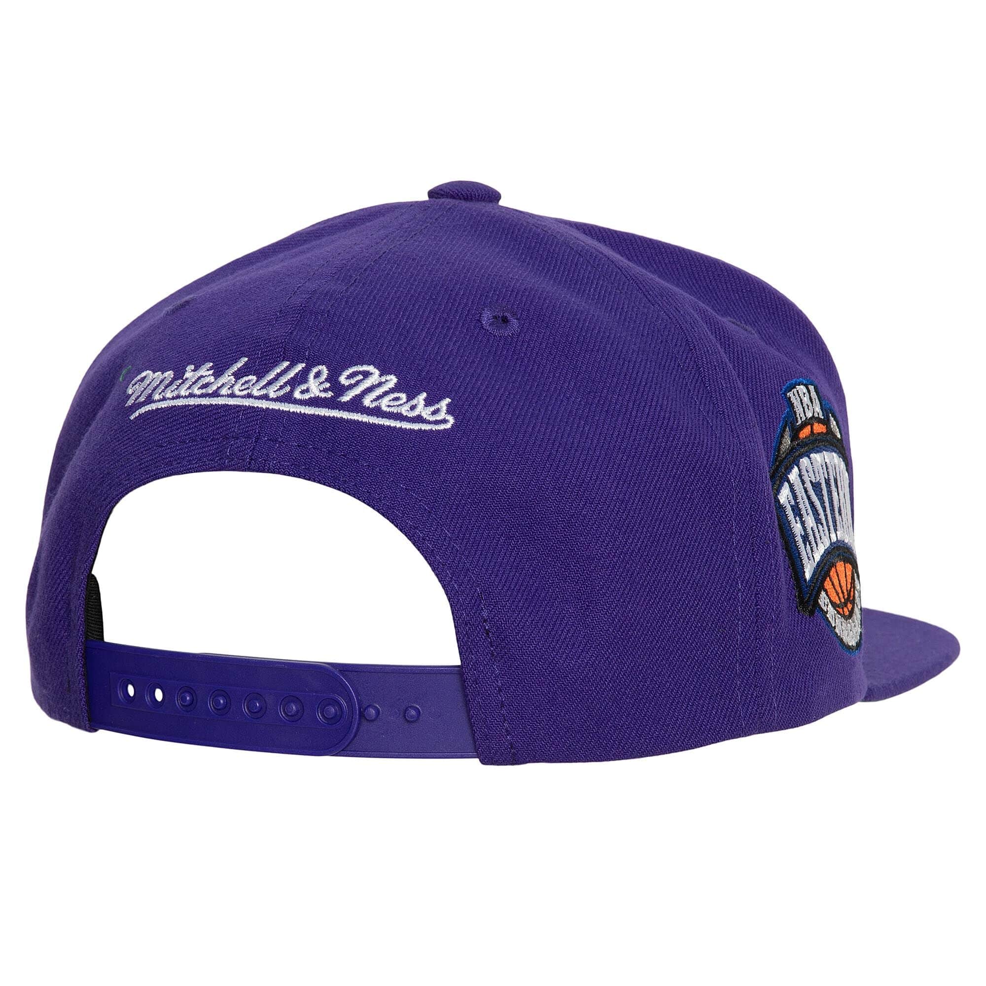 MENS MITCHELL & NESS NBA CONFERENCE PATCH SNAPBACK HWC RAPTORS - PURPLE