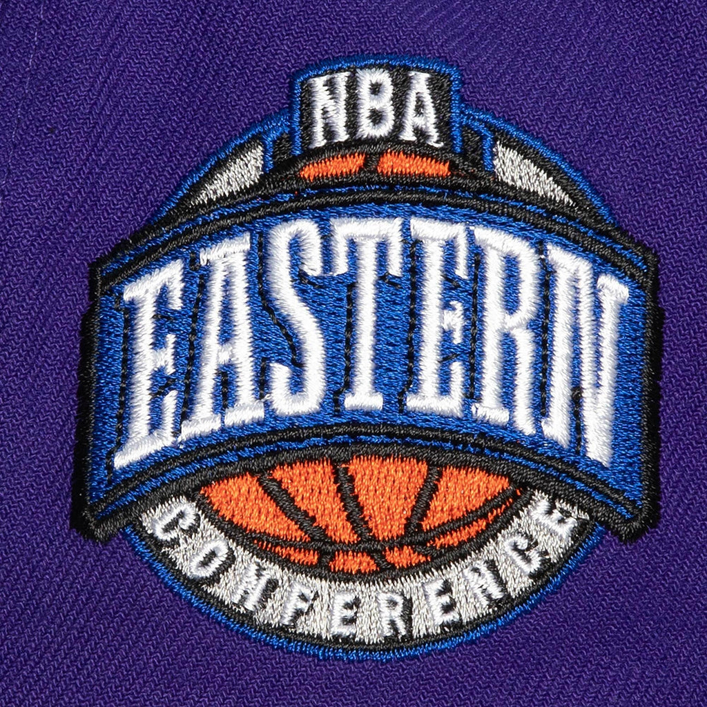 MENS MITCHELL & NESS NBA CONFERENCE PATCH SNAPBACK HWC RAPTORS - PURPLE