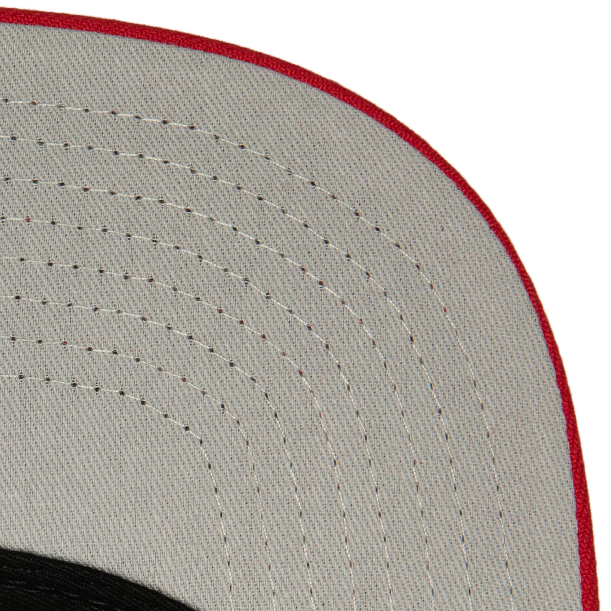 Mens MITCHELL & NESS NBA CROSS CHECK SNAPBACK HWC HEAT