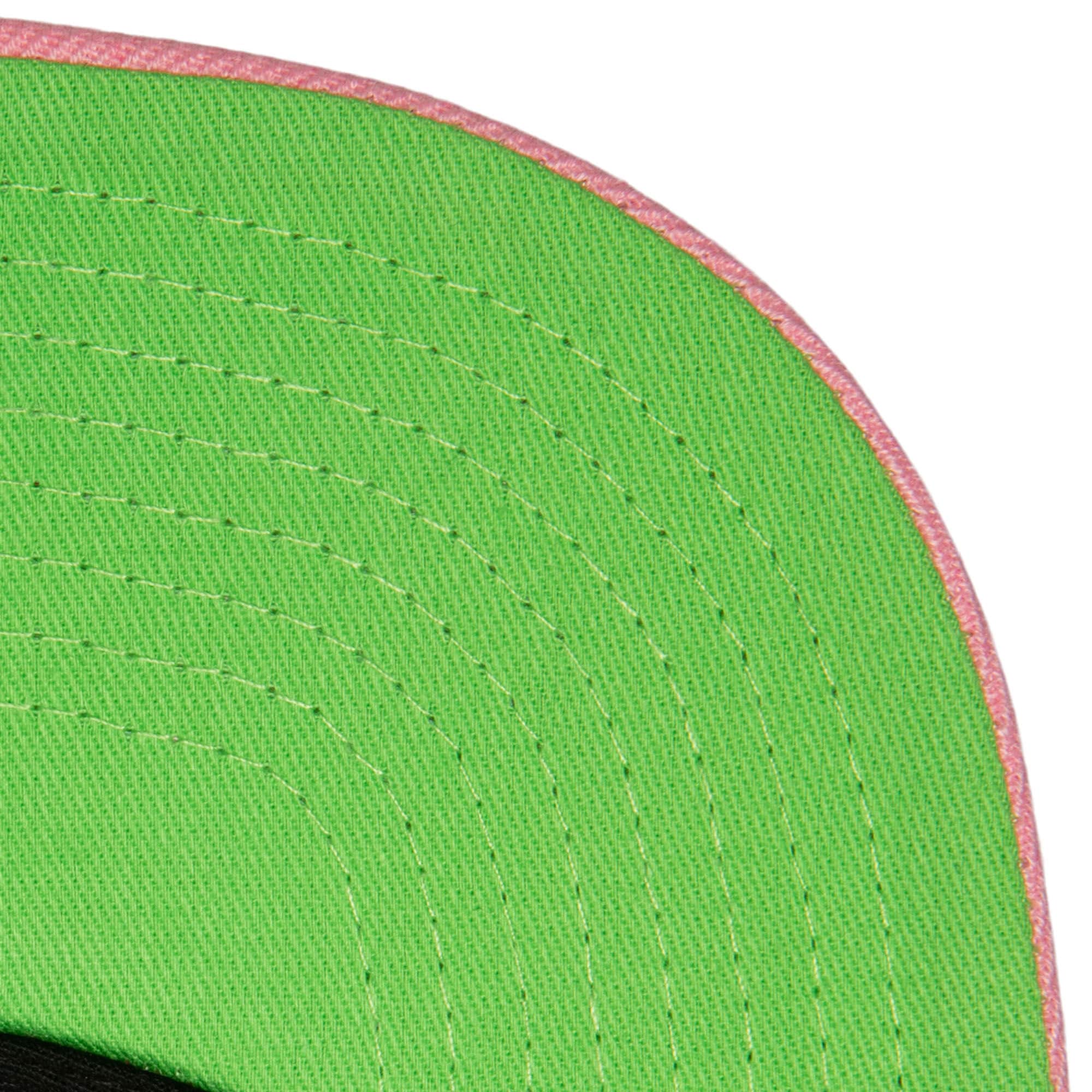 MENS MITCHELL & NESS NBA SO FRESH SNAPBACK BULLS - PINK