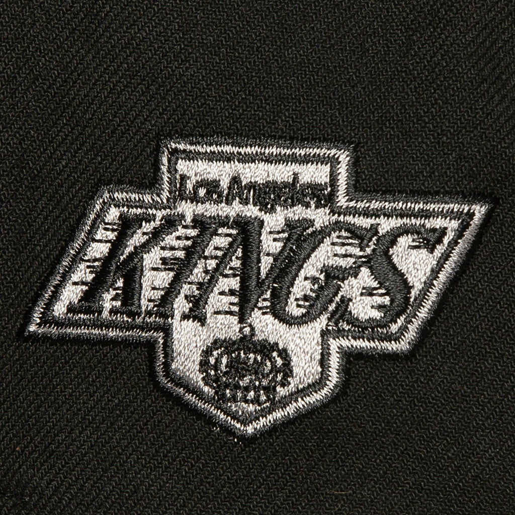 MENS MITCHELL & NESS NHL ICON GRAIL PRO SNAPBACK VNTG KINGS - BLACK