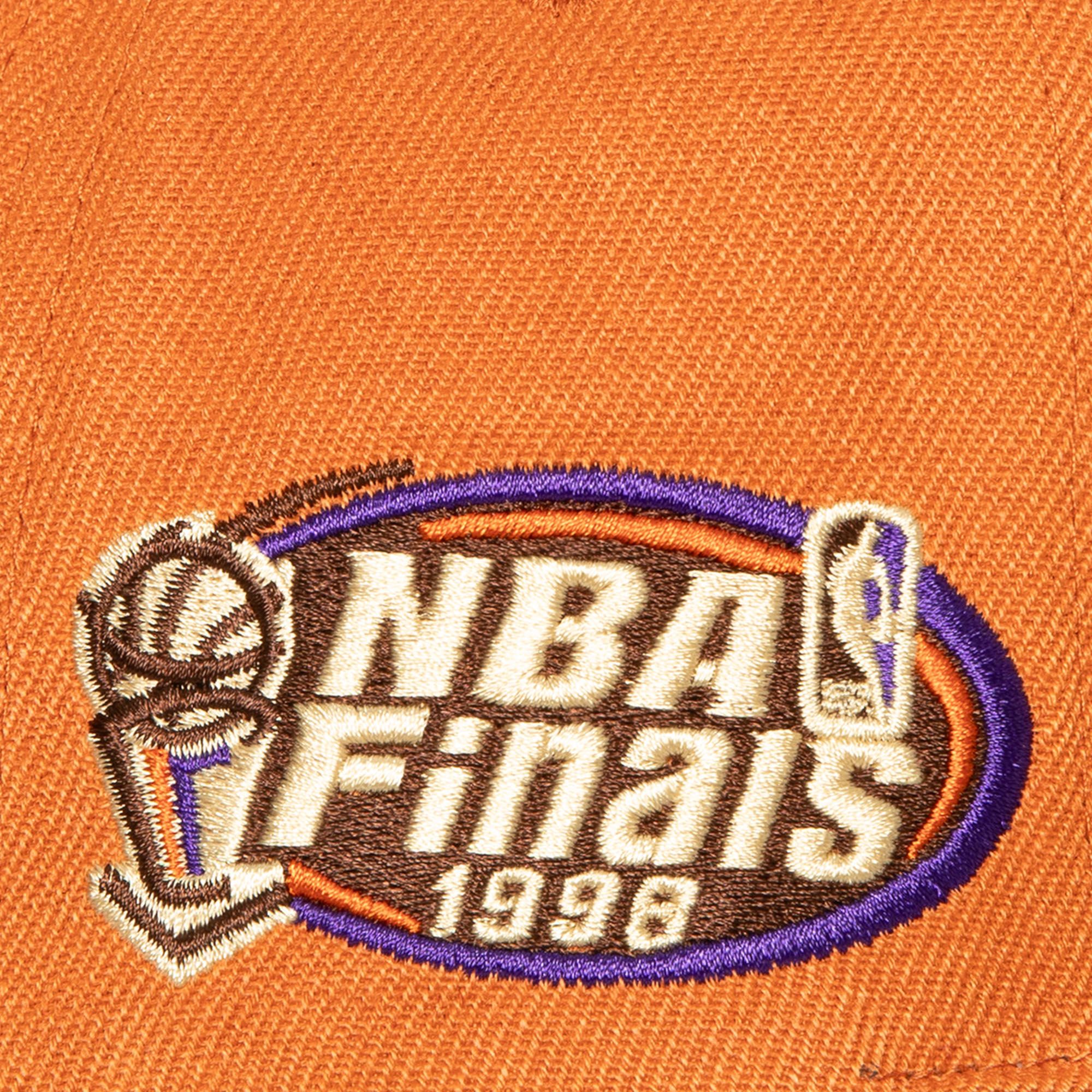 Mens MITCHELL & NESS NBA SWEET POTATO PIE SNAPBACK BULLS