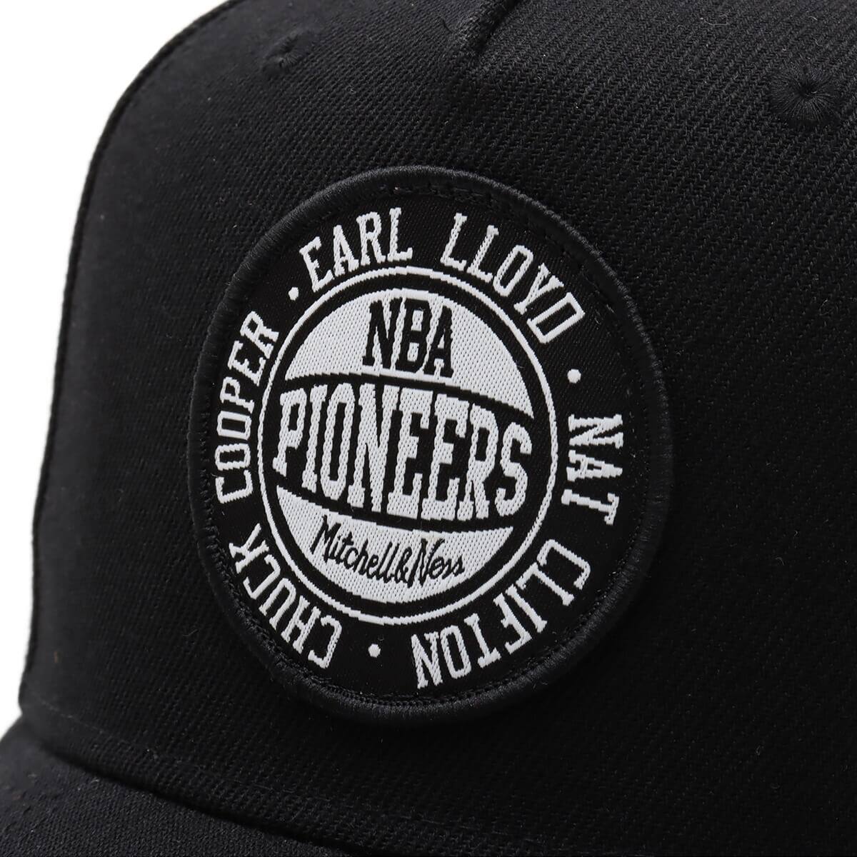Mens Mitchell & Ness NBA PIONEERS PC SNAPBACK MULTI