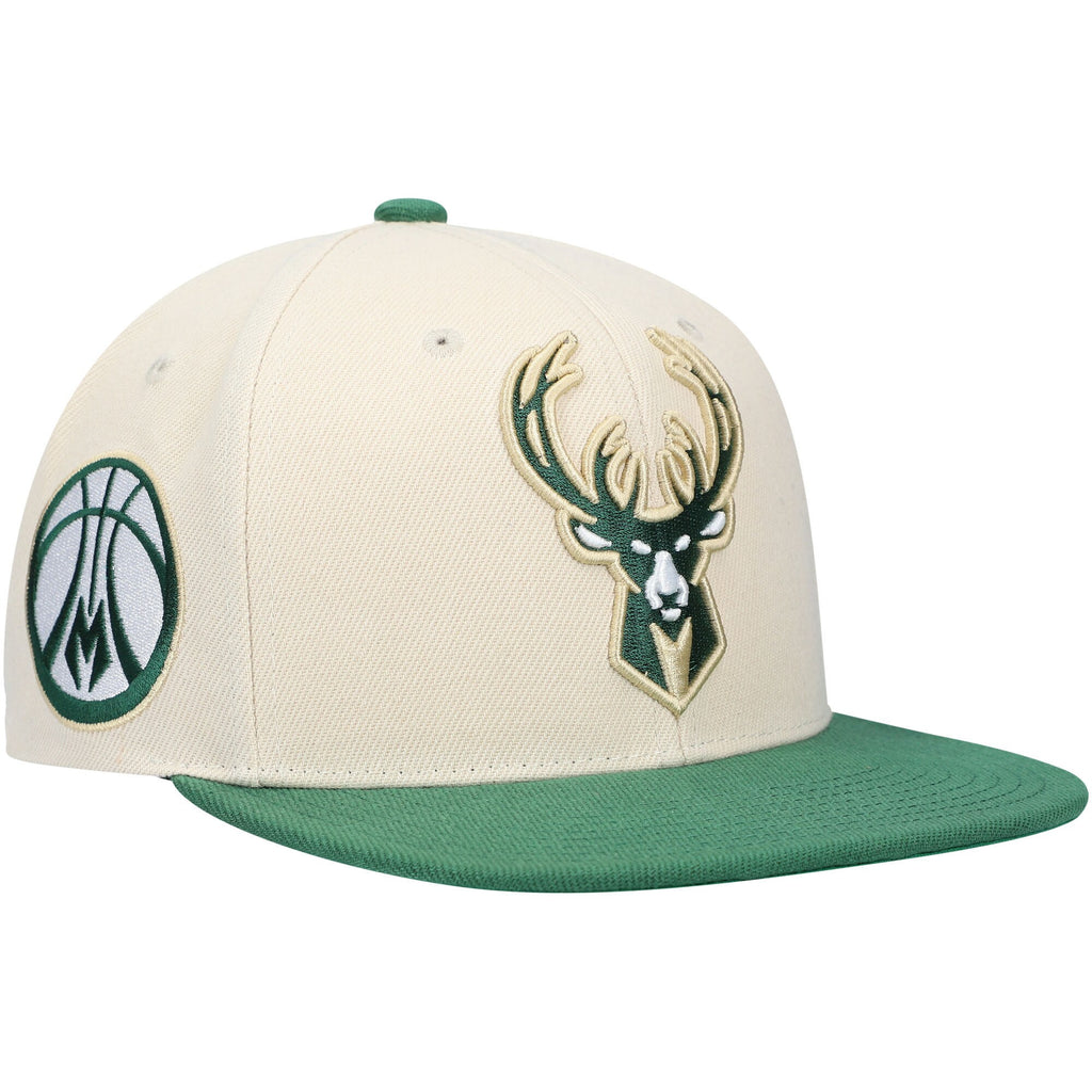Mens MITCHELL & NESS NBA XL WORDMARK SNAPBACK BUCKS