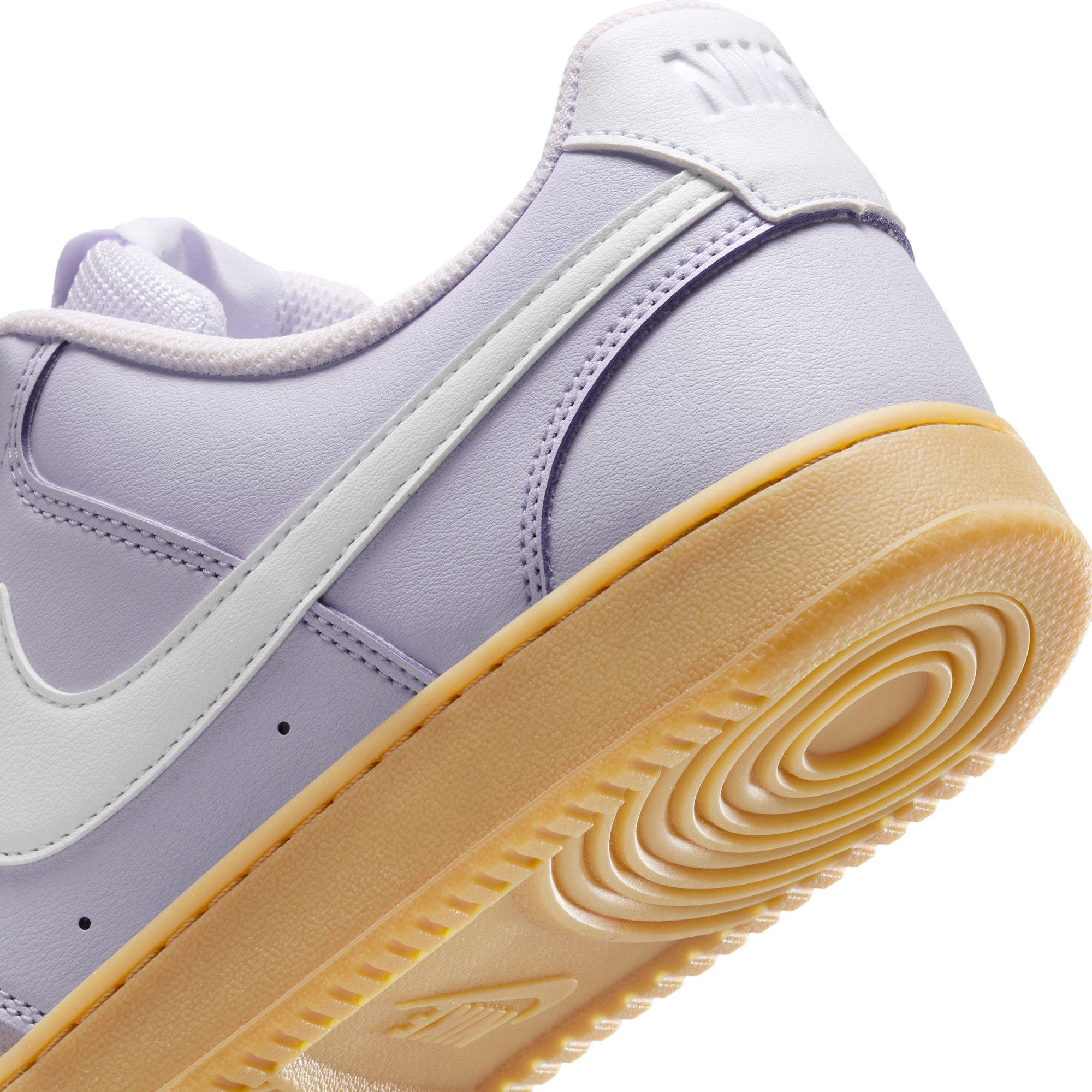 [IB2998-500] MENS NIKE COURT VISION LO V3 'BARELY GRAPE'
