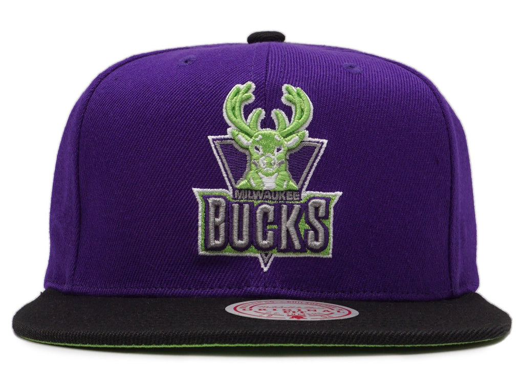 Mens MITCHELL & NESS NBA RELOAD 2.0 SNAPBACK HWC BUCKS